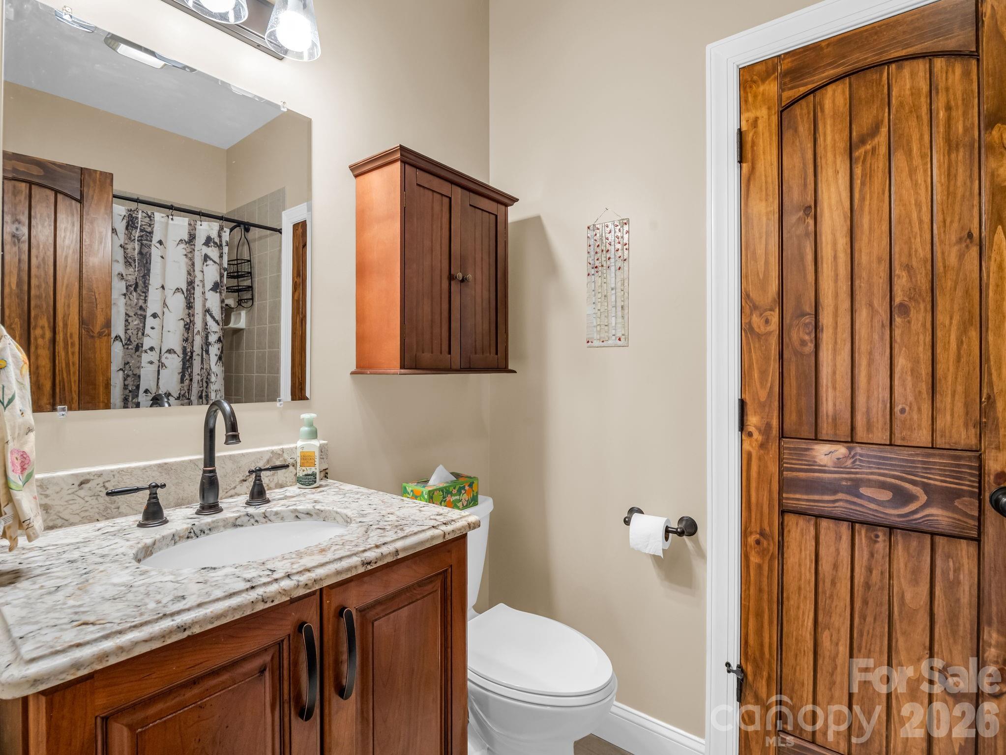 140 Mount Hebron Road — Hendersonville