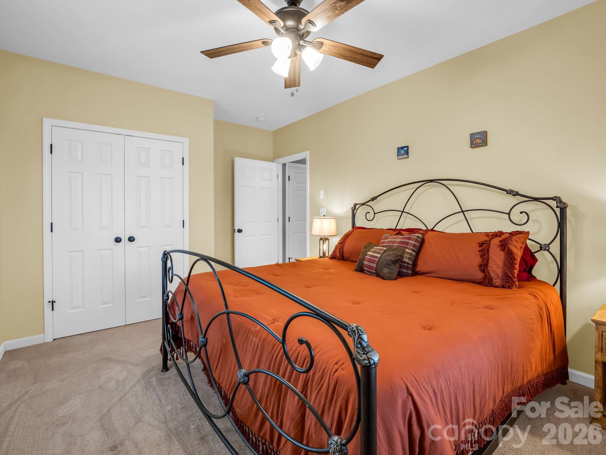 140 Mount Hebron Road — Hendersonville
