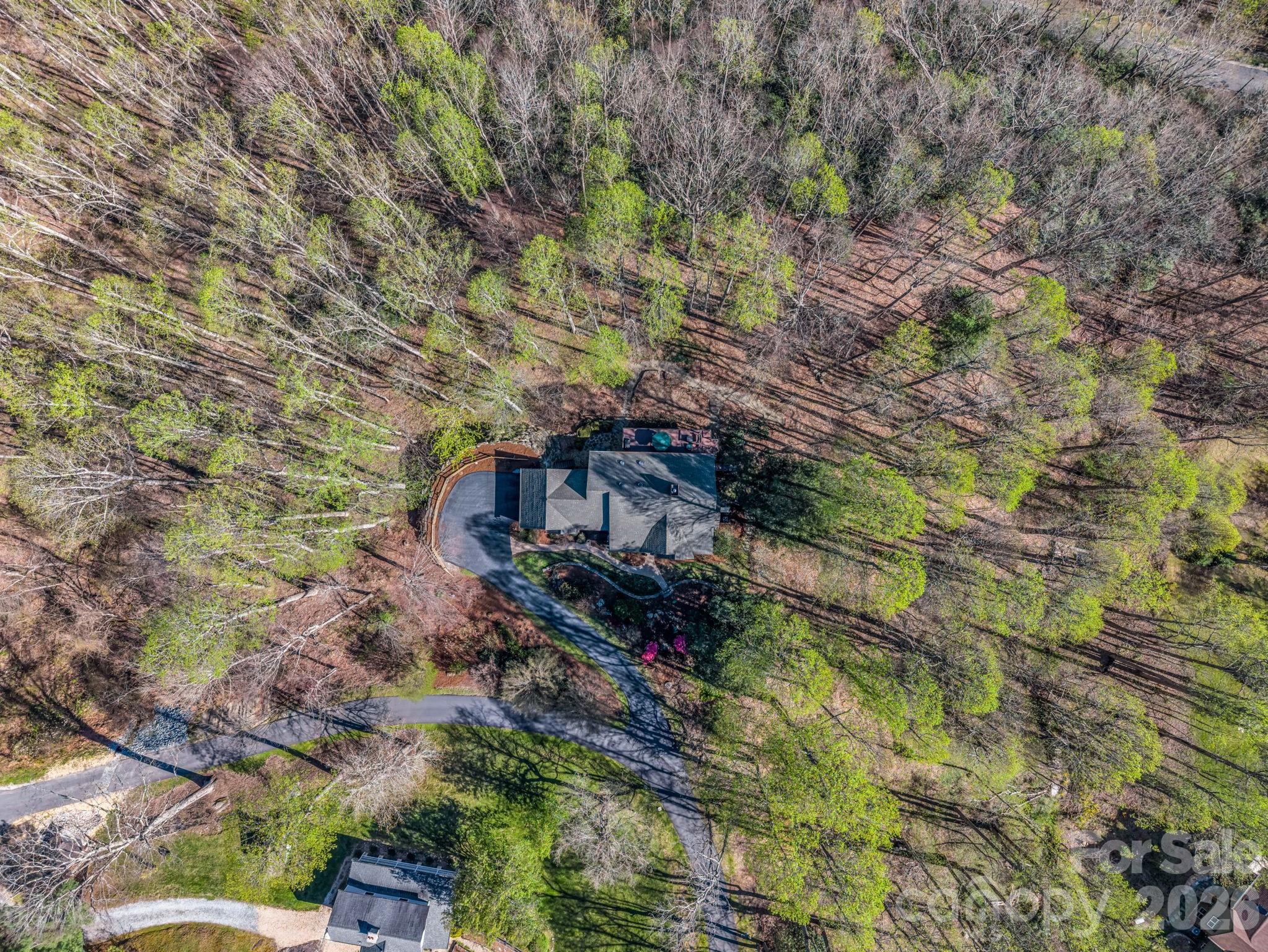 140 Mount Hebron Road — Hendersonville