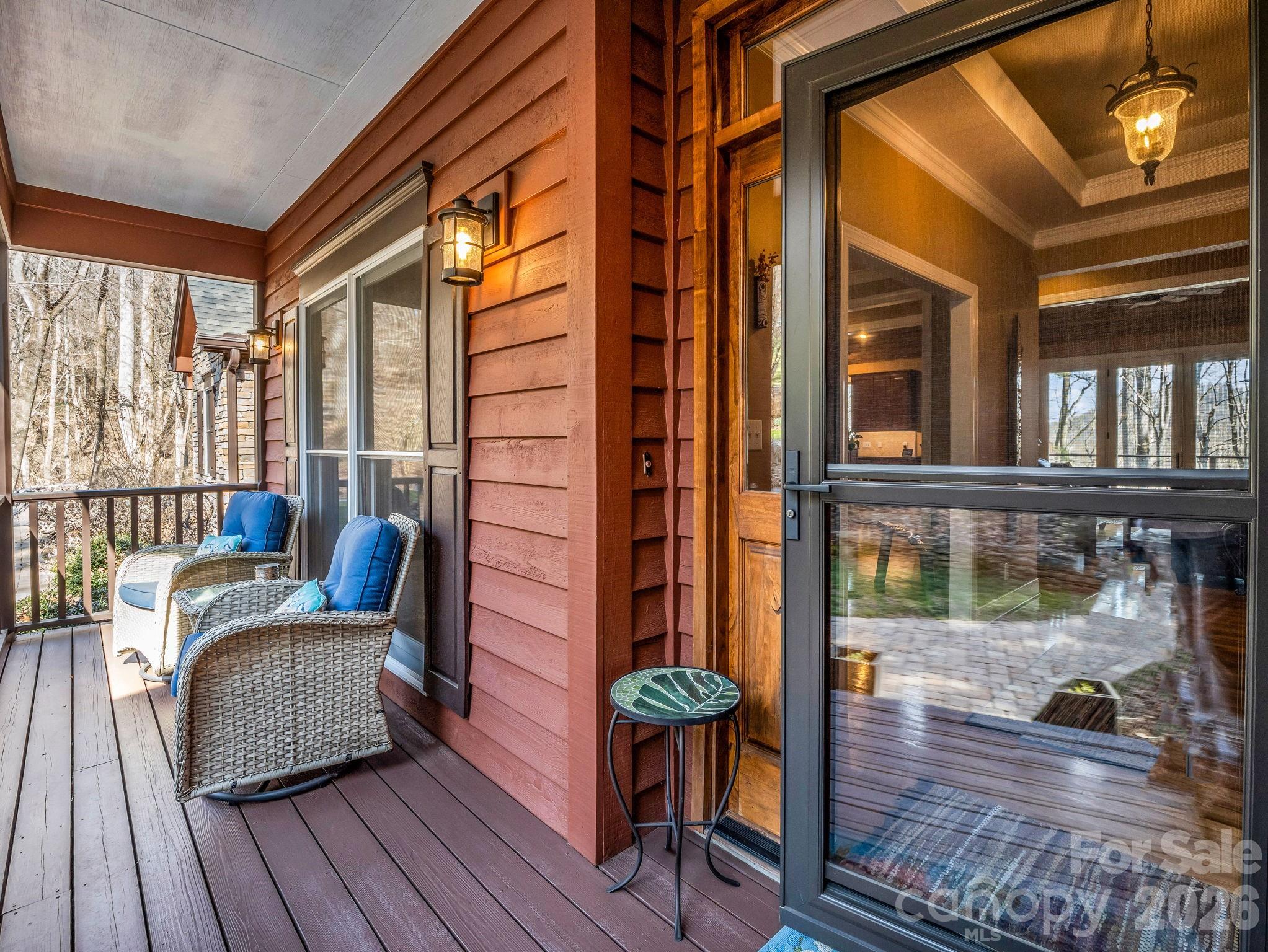 140 Mount Hebron Road — Hendersonville