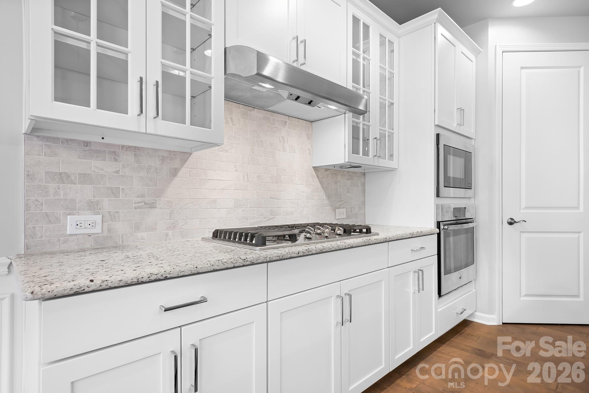 8911 Bur Lane — Huntersville