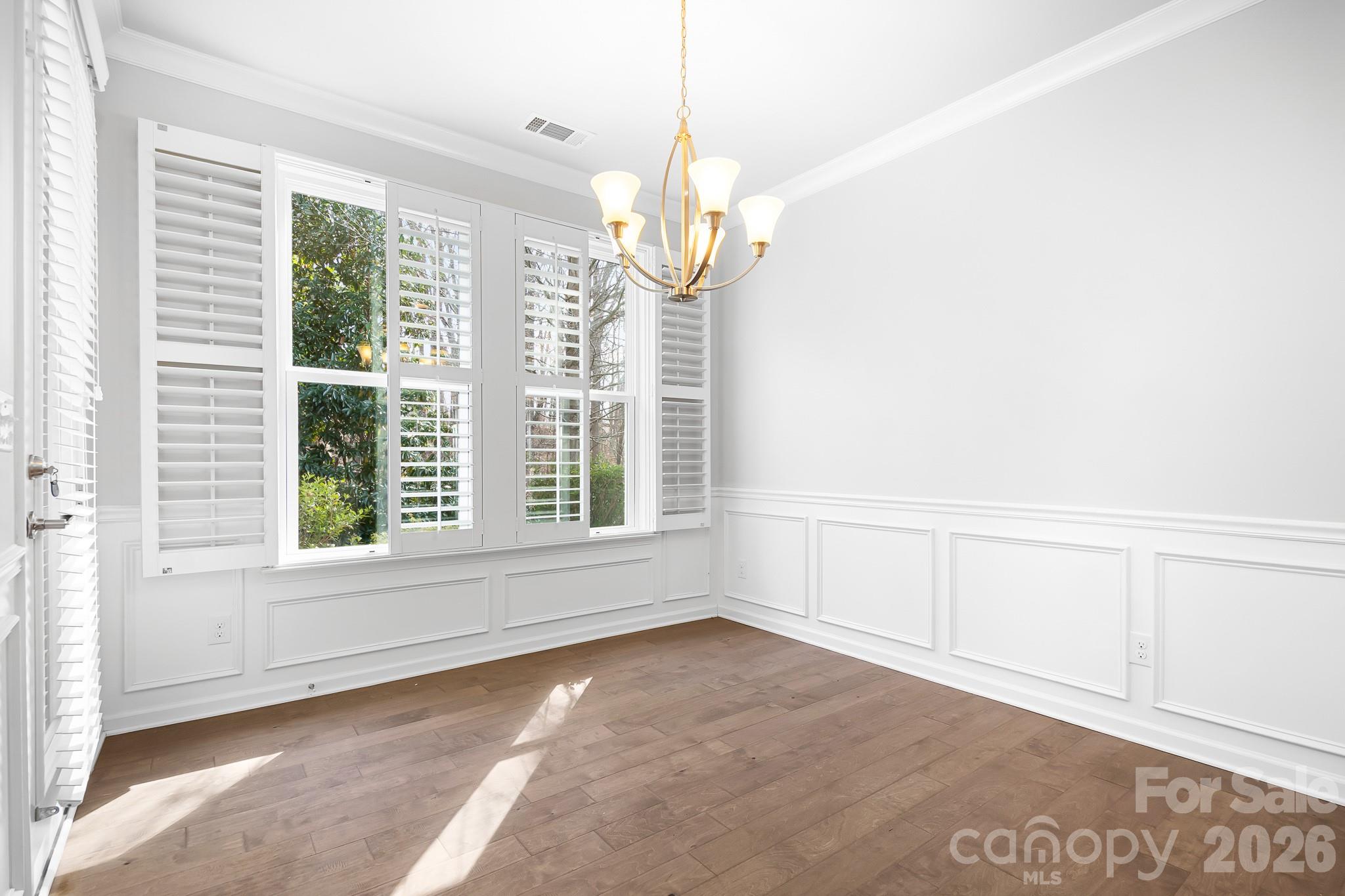 8911 Bur Lane — Huntersville