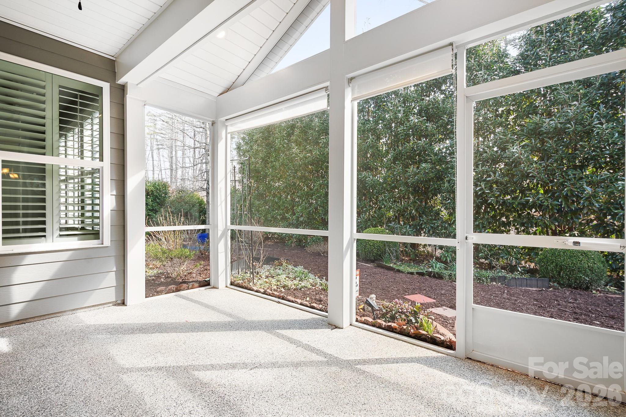 8911 Bur Lane — Huntersville