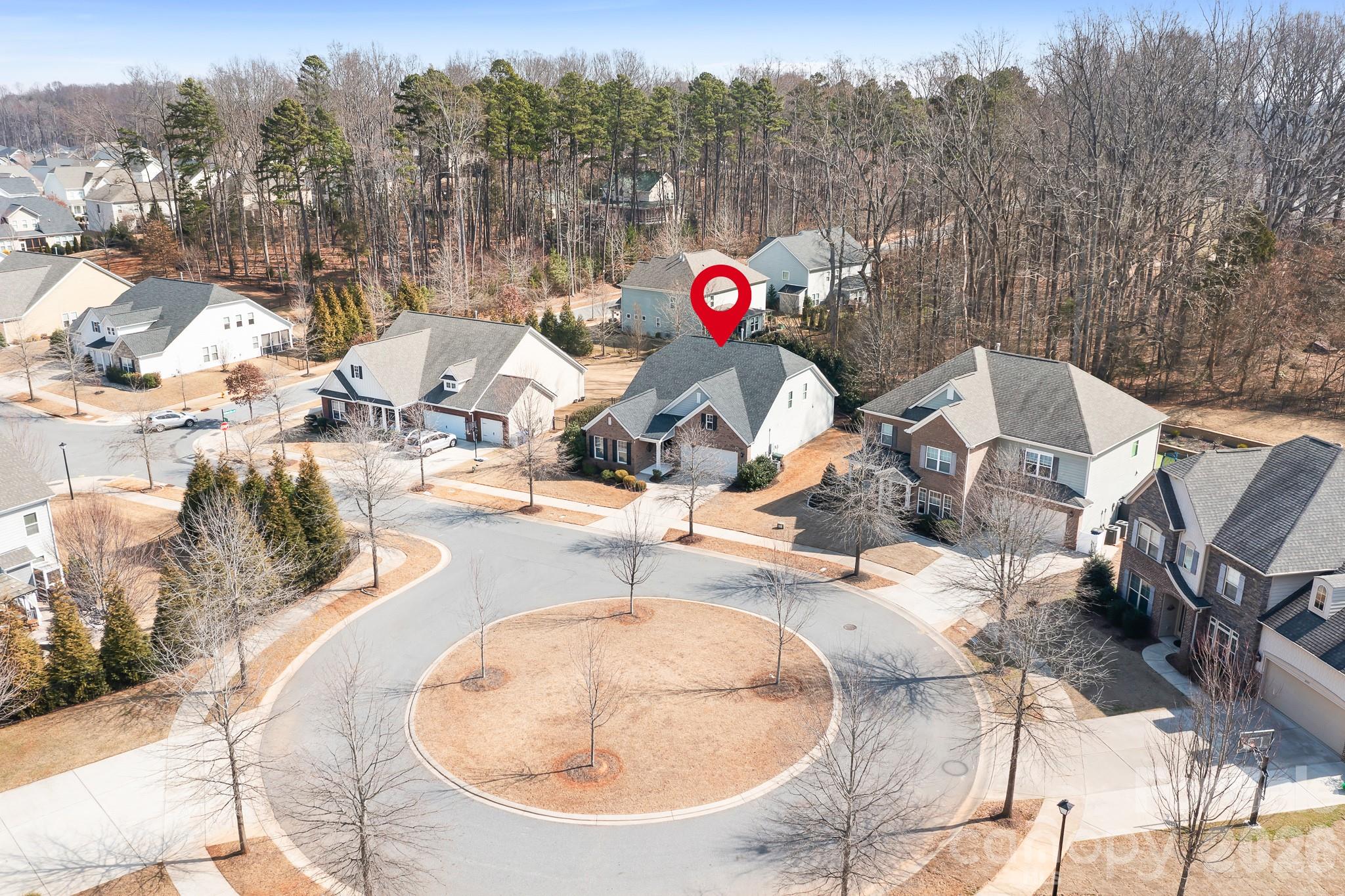 8911 Bur Lane — Huntersville
