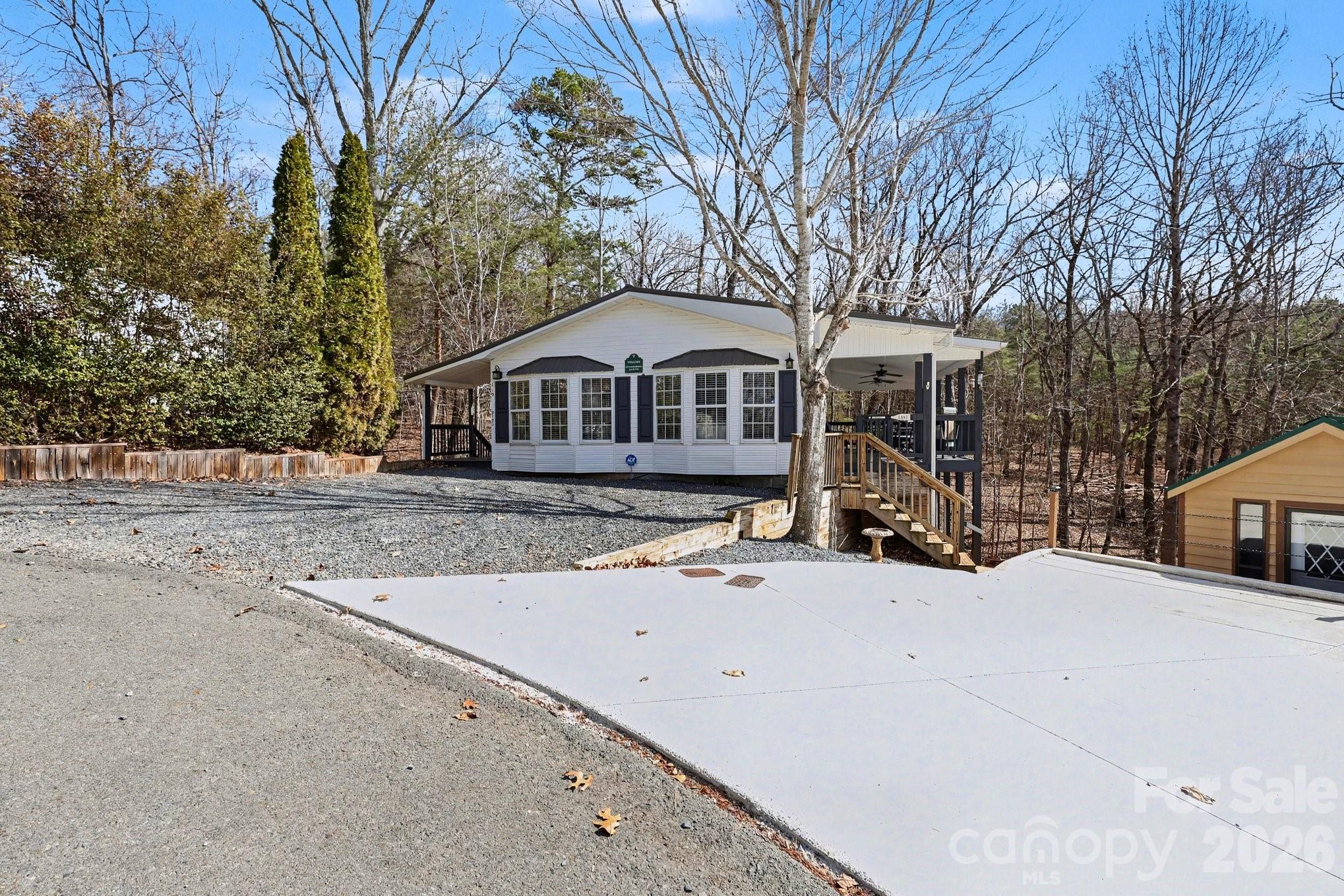 119 Deerfield Drive — New London