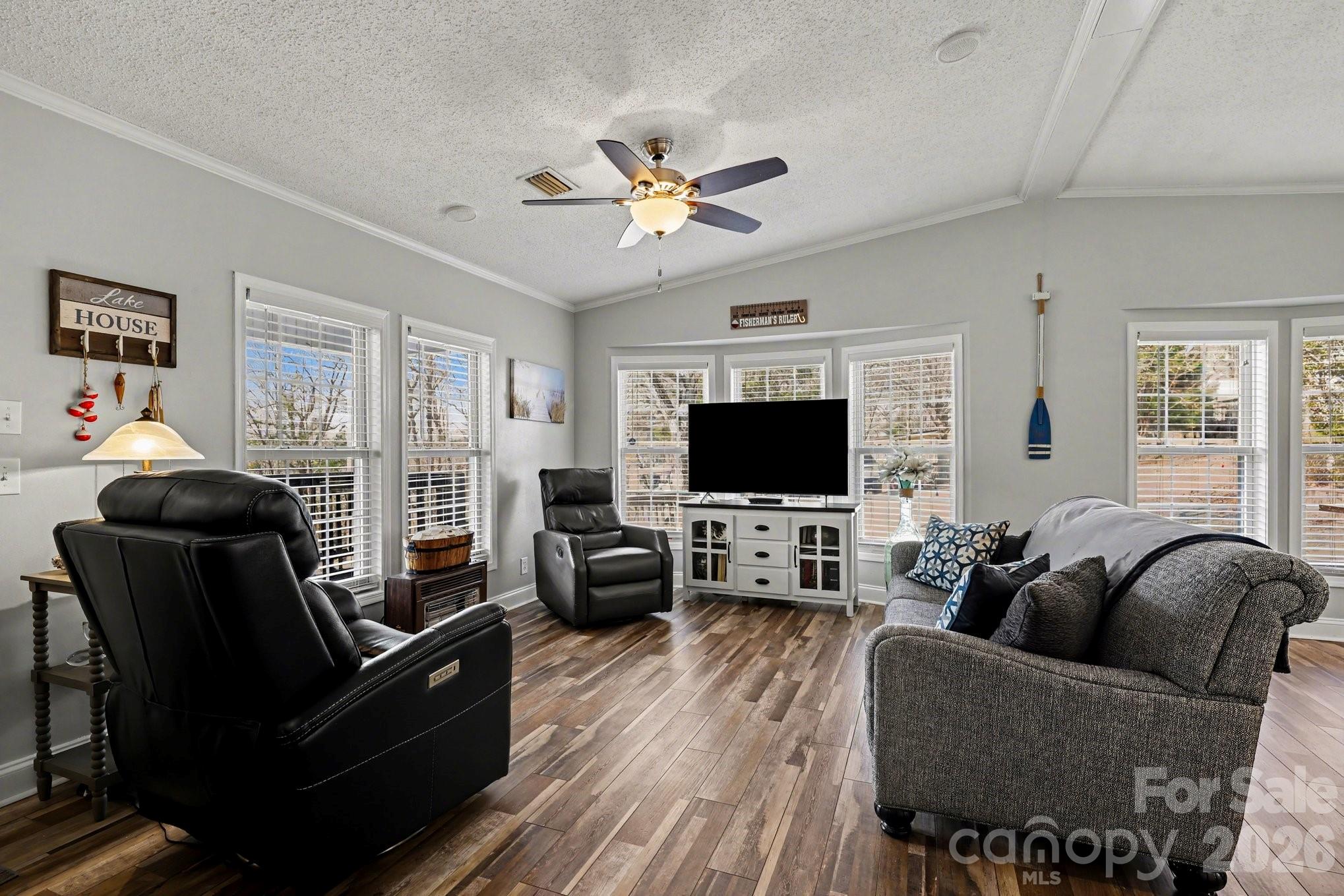 119 Deerfield Drive — New London