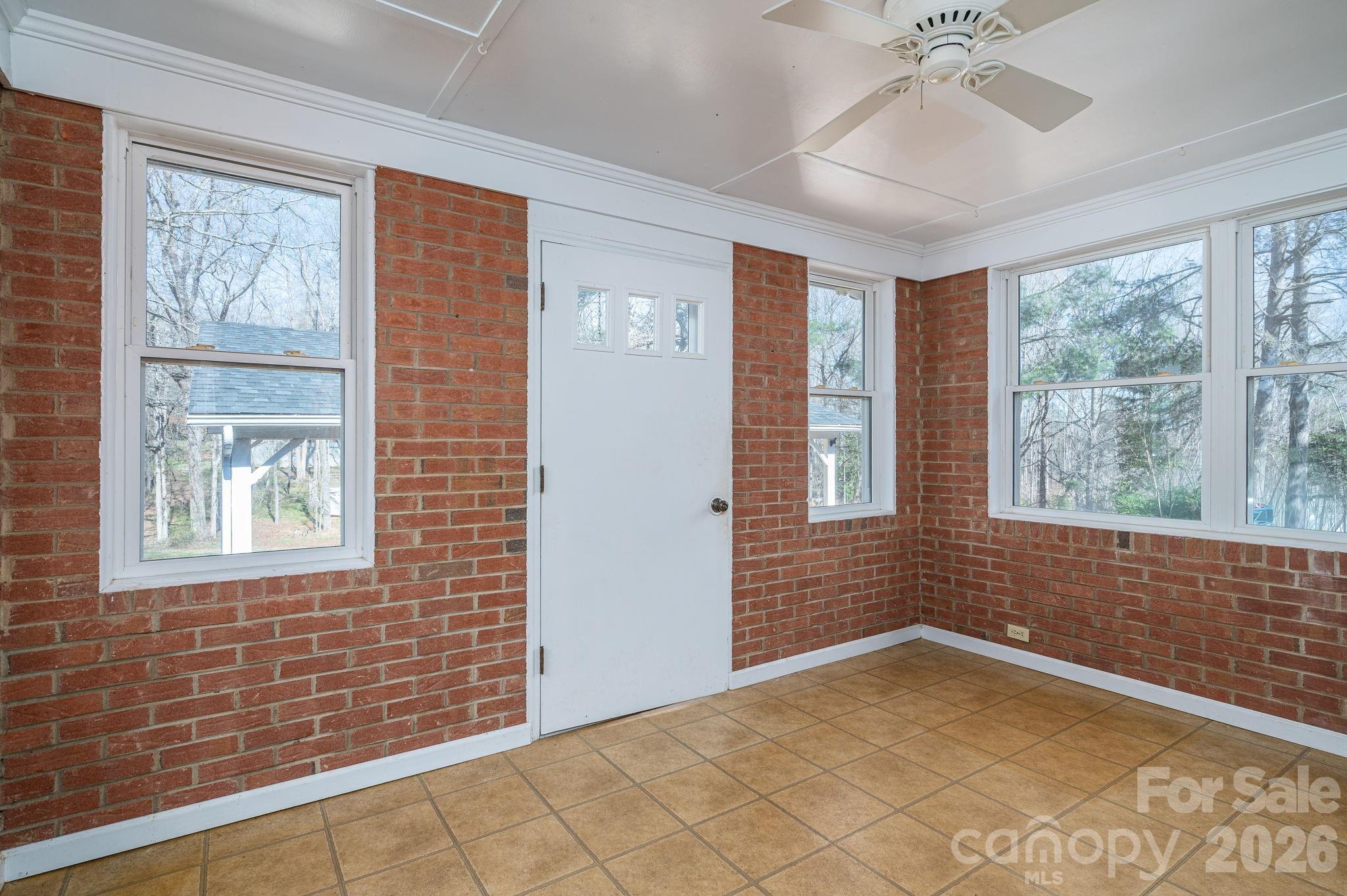 221 Lee Black Road — Cherryville