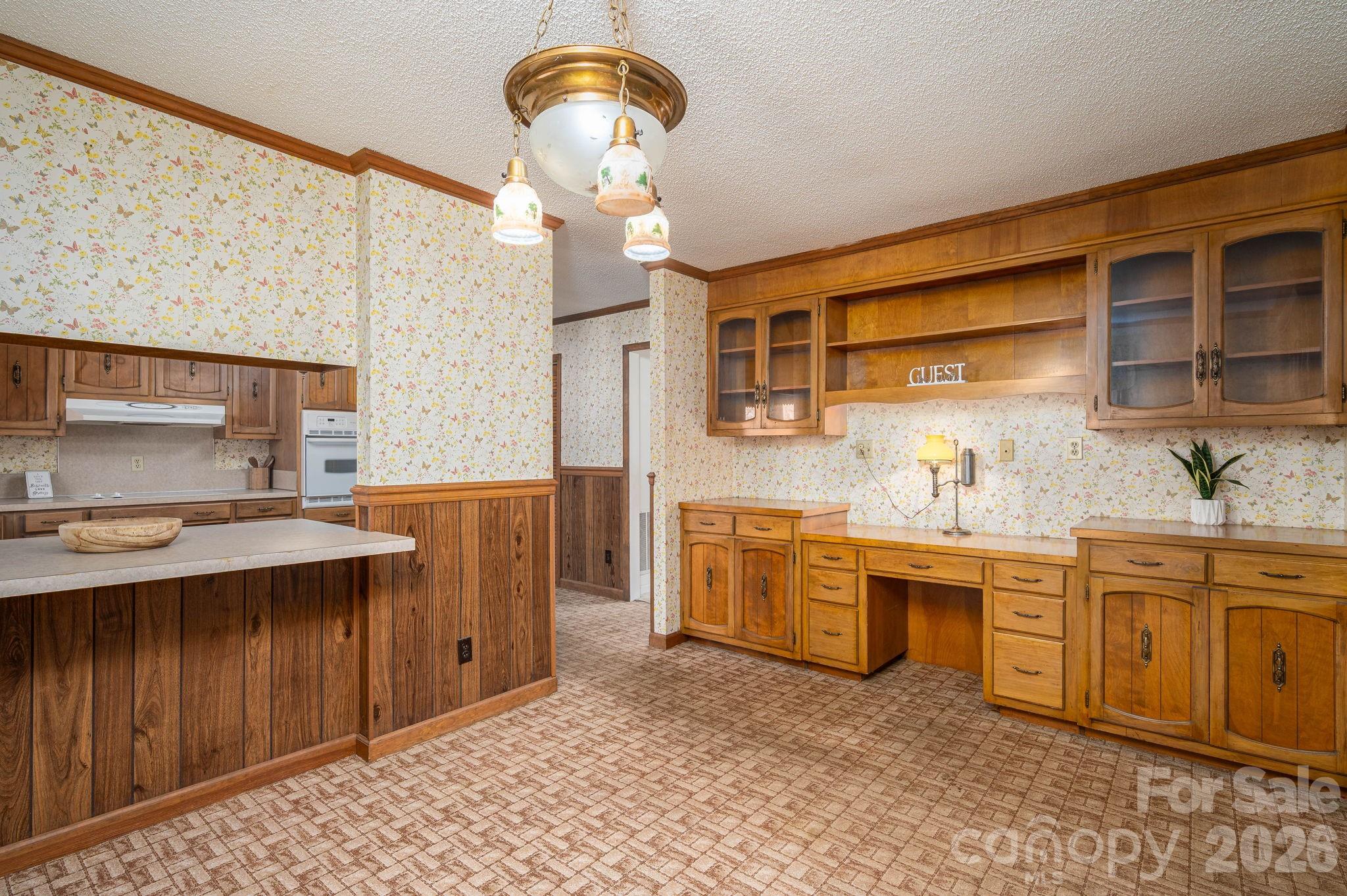 221 Lee Black Road — Cherryville
