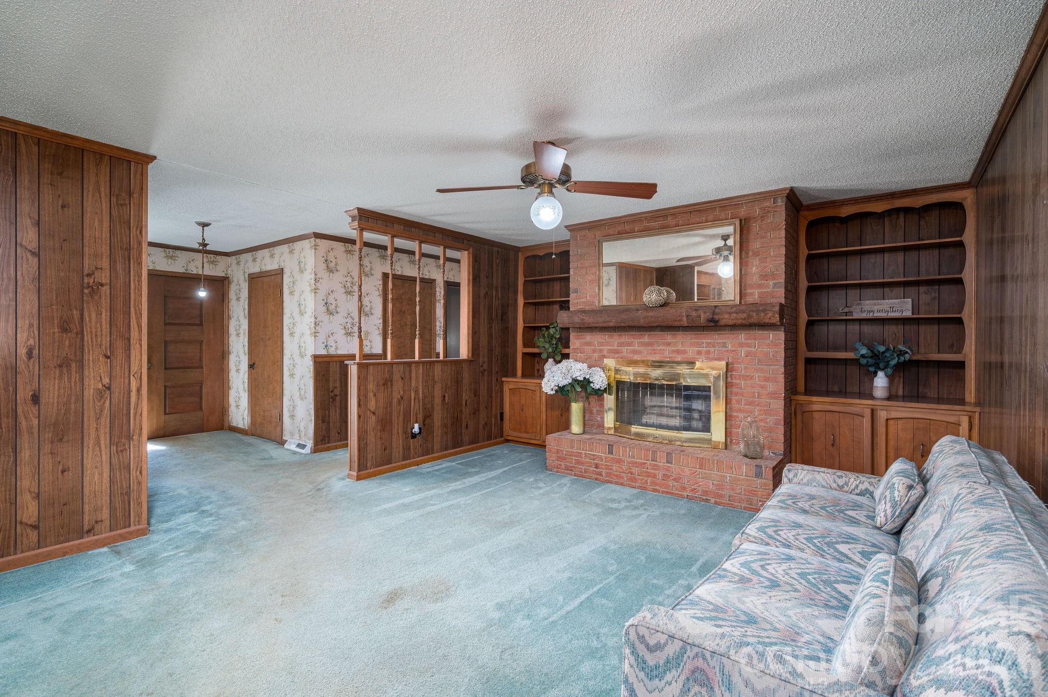 221 Lee Black Road — Cherryville