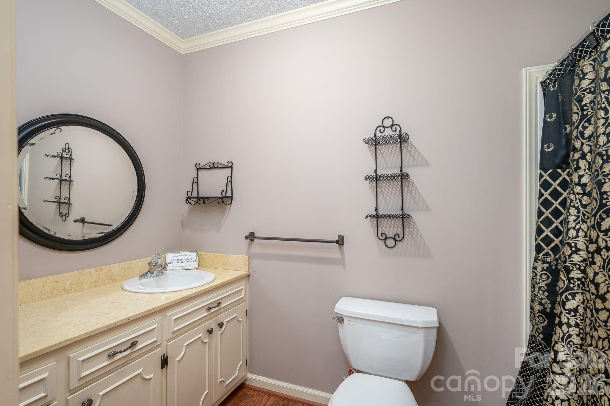 221 Lee Black Road — Cherryville