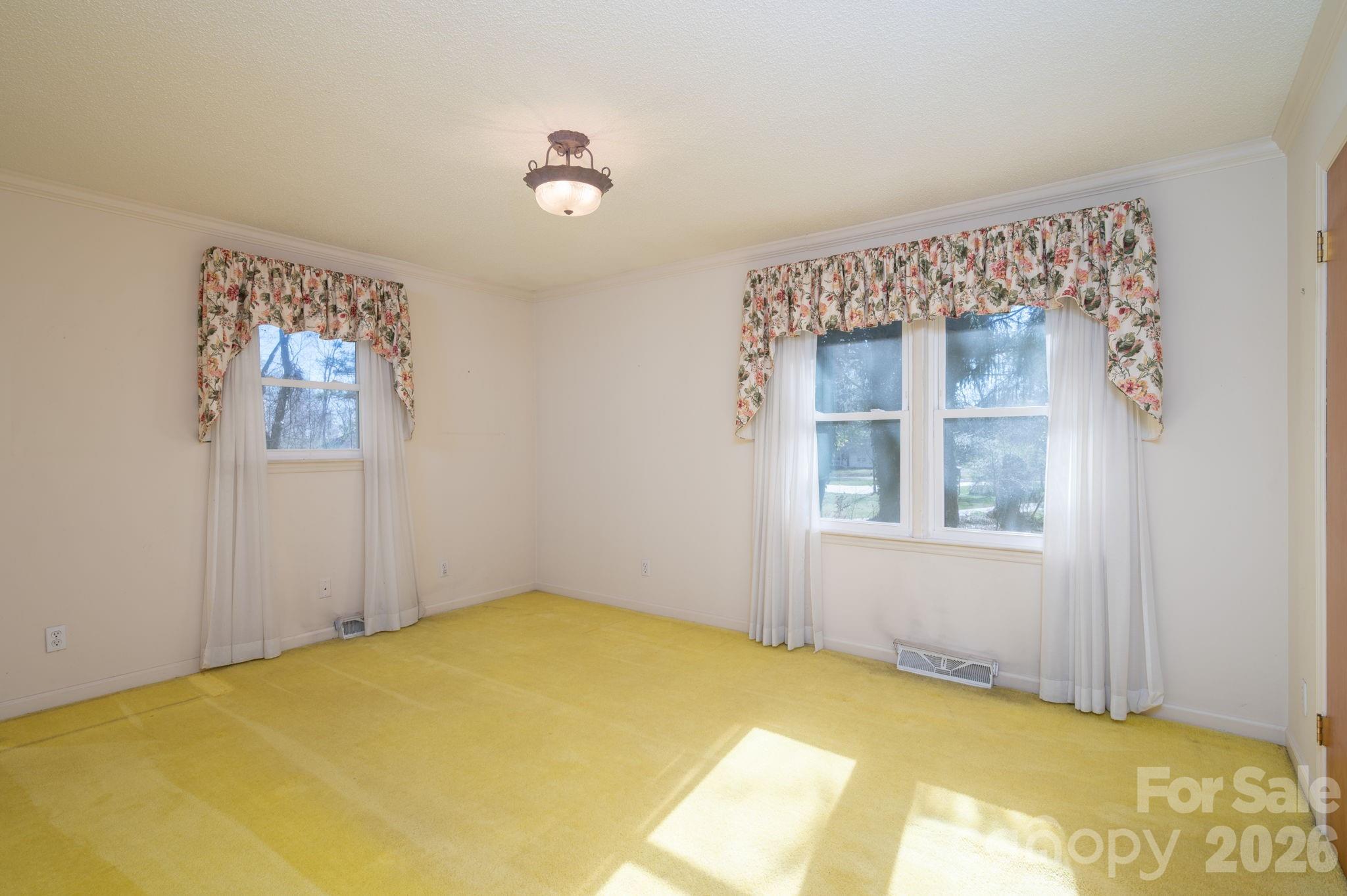 221 Lee Black Road — Cherryville