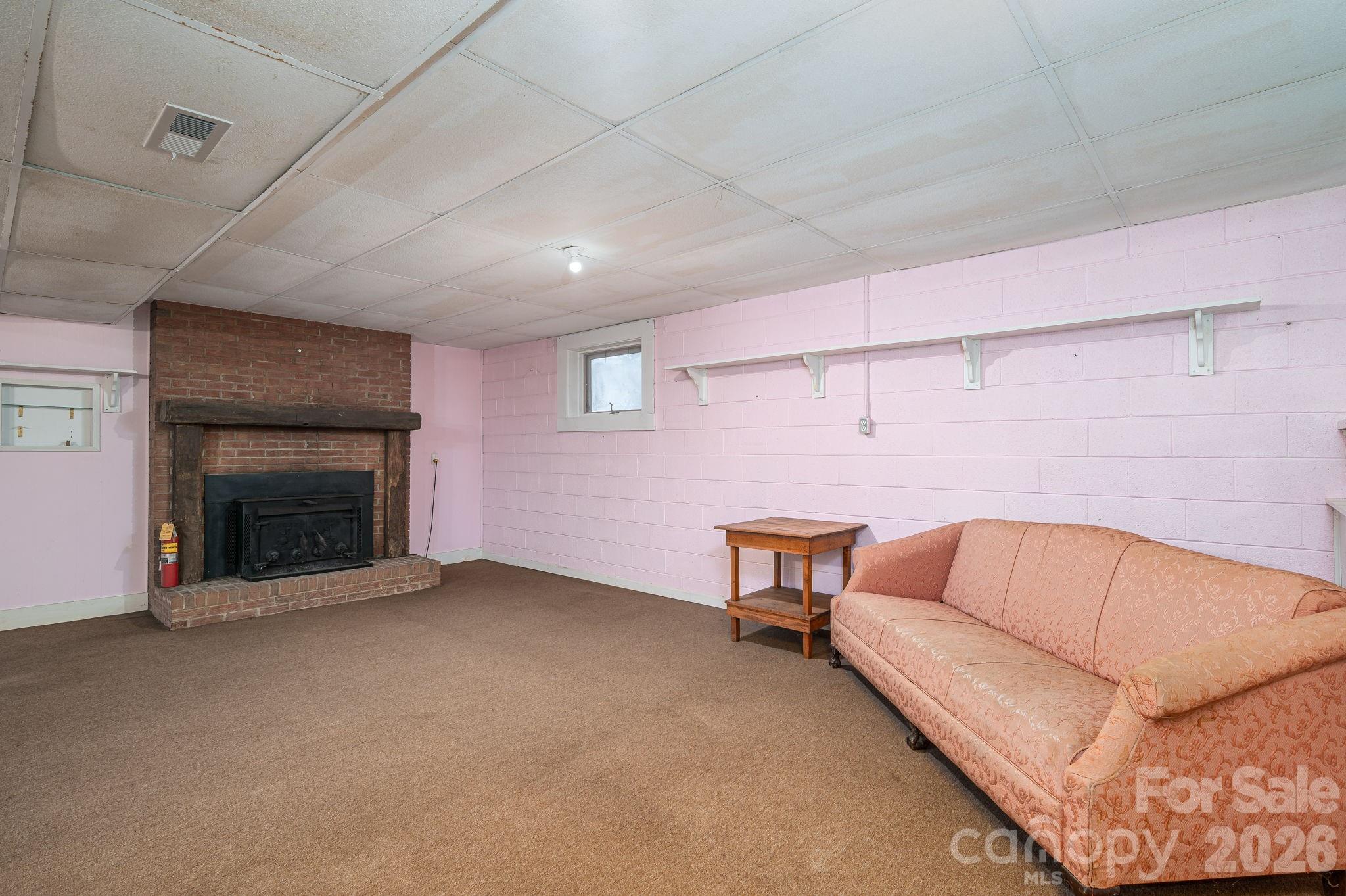 221 Lee Black Road — Cherryville