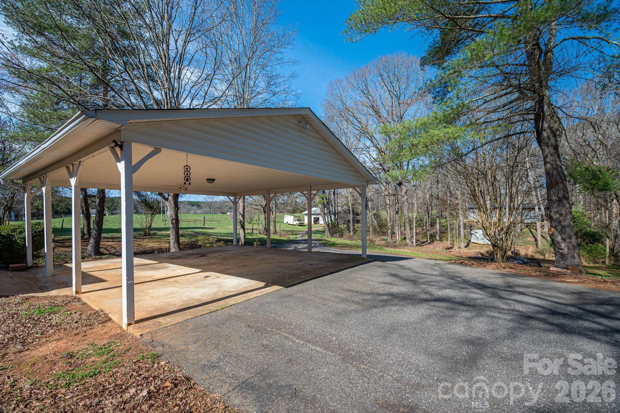 221 Lee Black Road — Cherryville