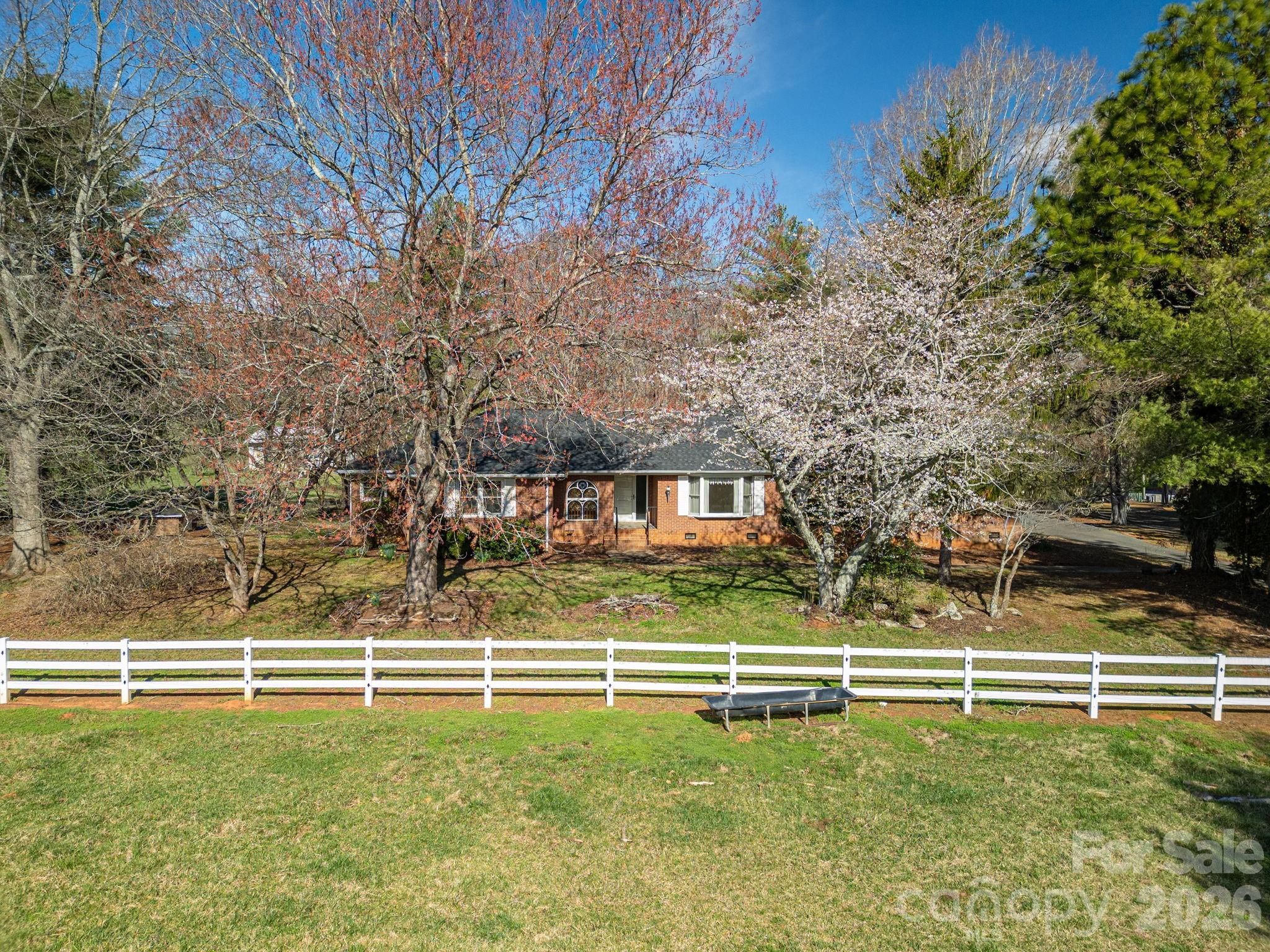 221 Lee Black Road — Cherryville