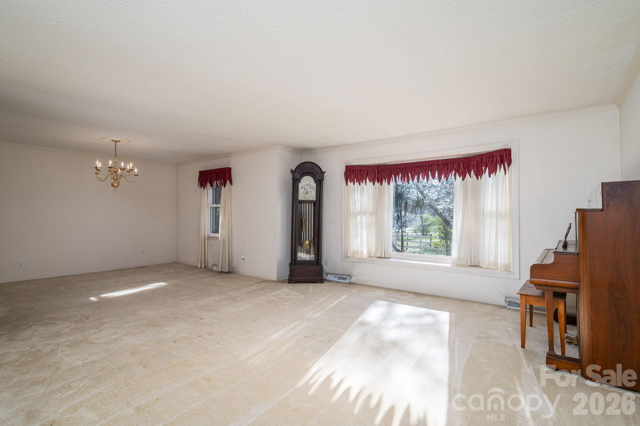 221 Lee Black Road — Cherryville
