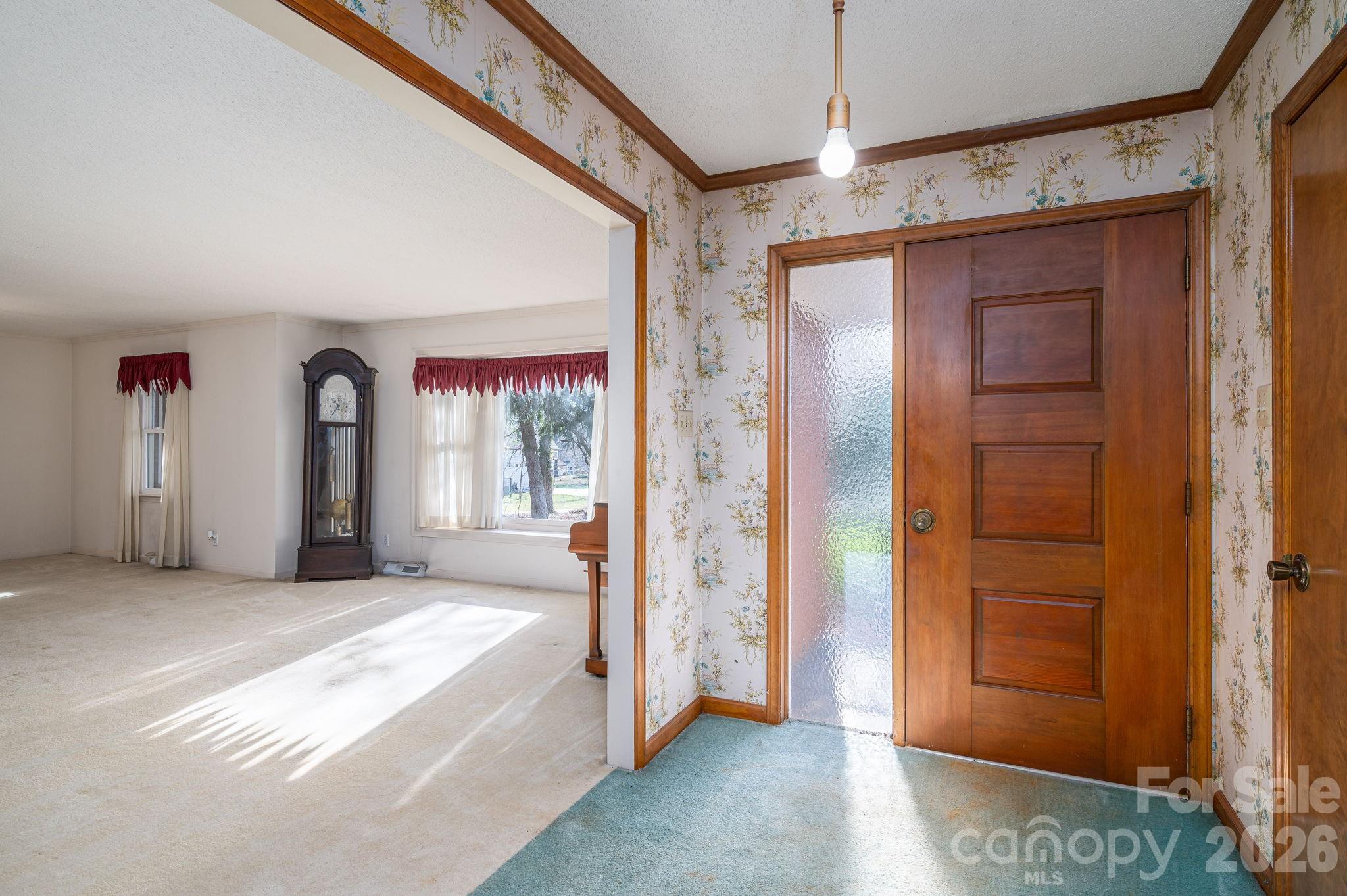 221 Lee Black Road — Cherryville