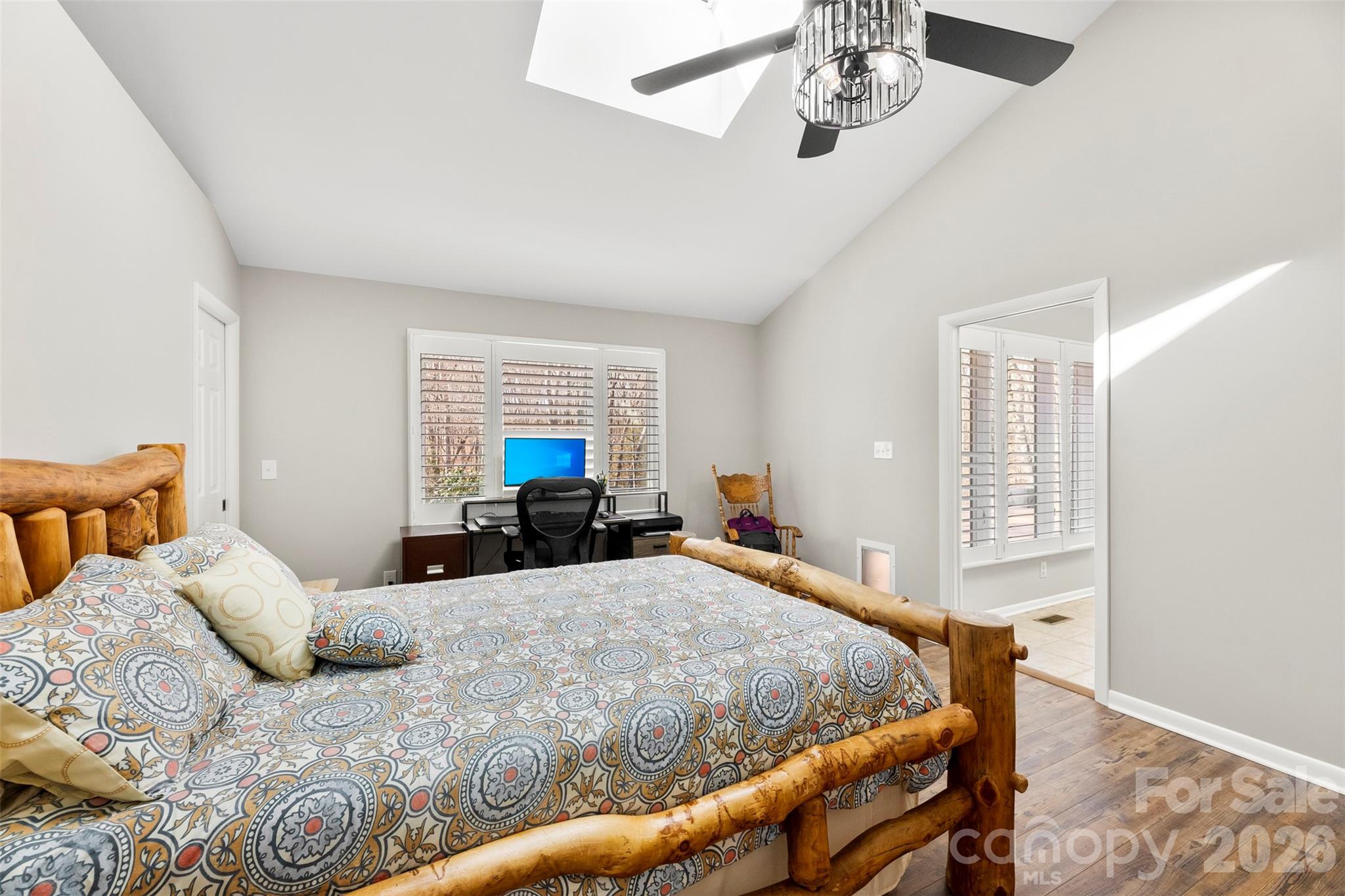 4242 John Ritchie Road — Iron Station