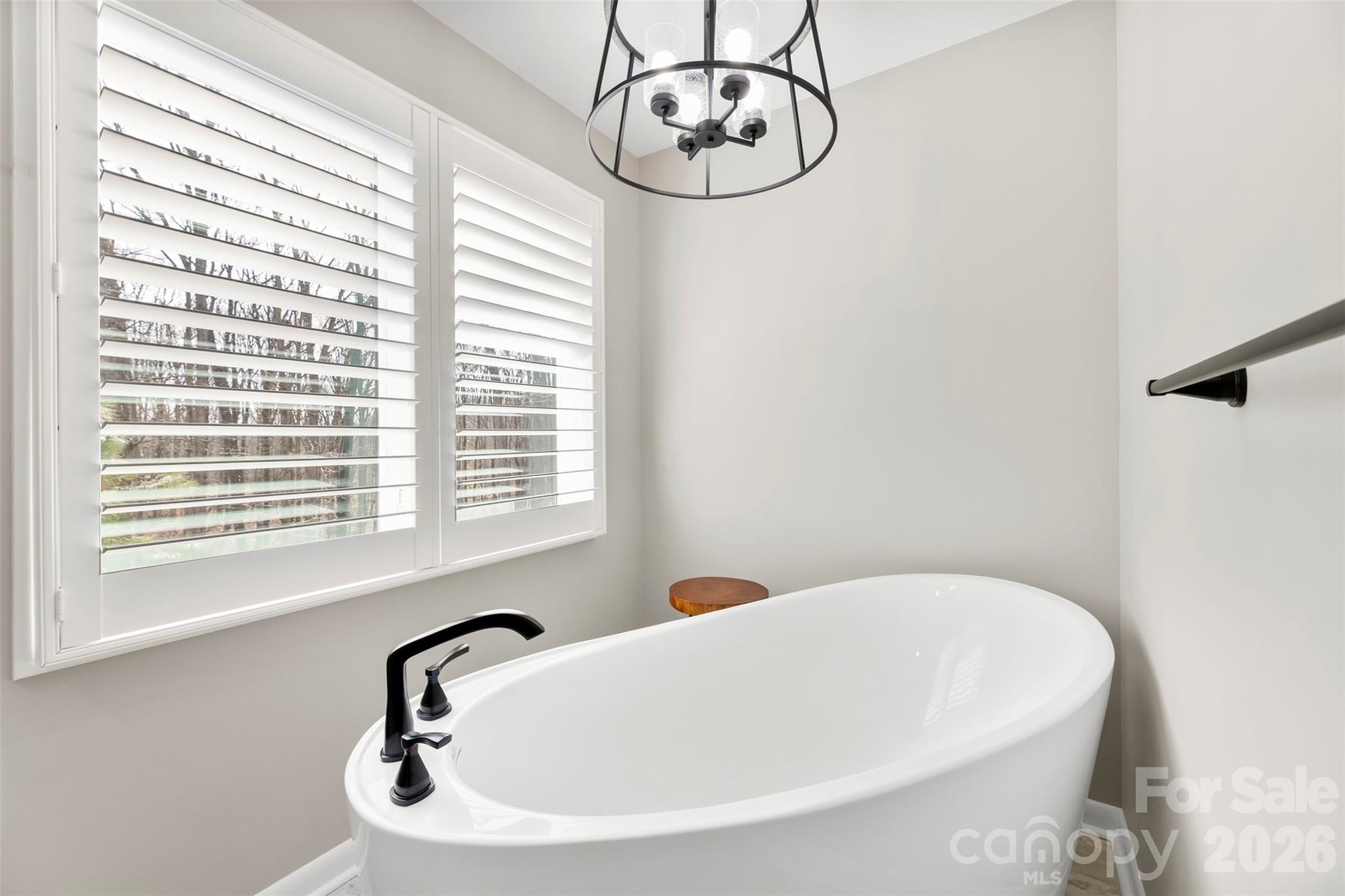 4242 John Ritchie Road — Iron Station