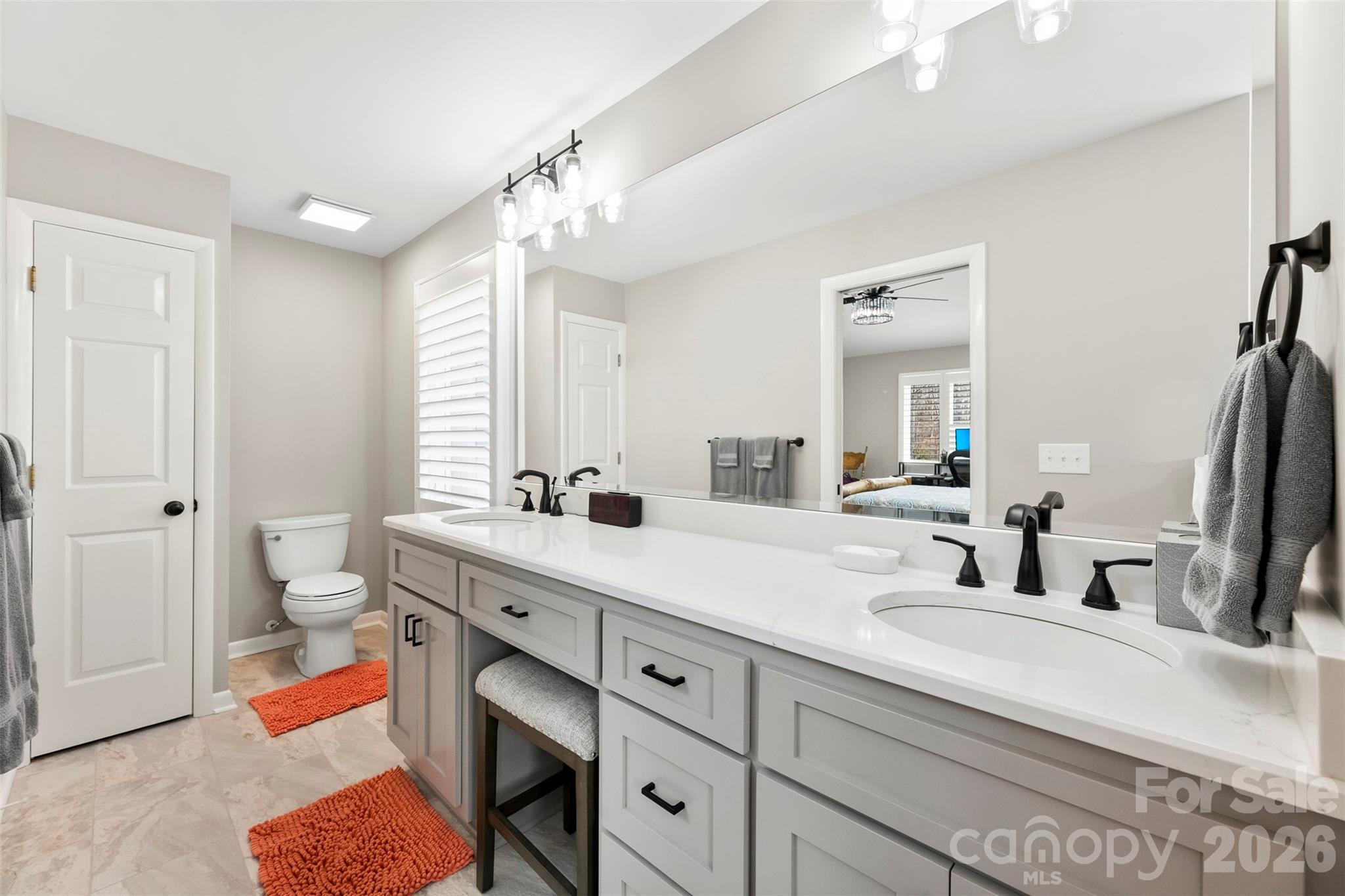 4242 John Ritchie Road — Iron Station