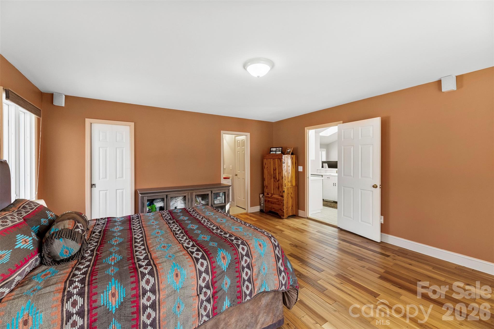 4242 John Ritchie Road — Iron Station