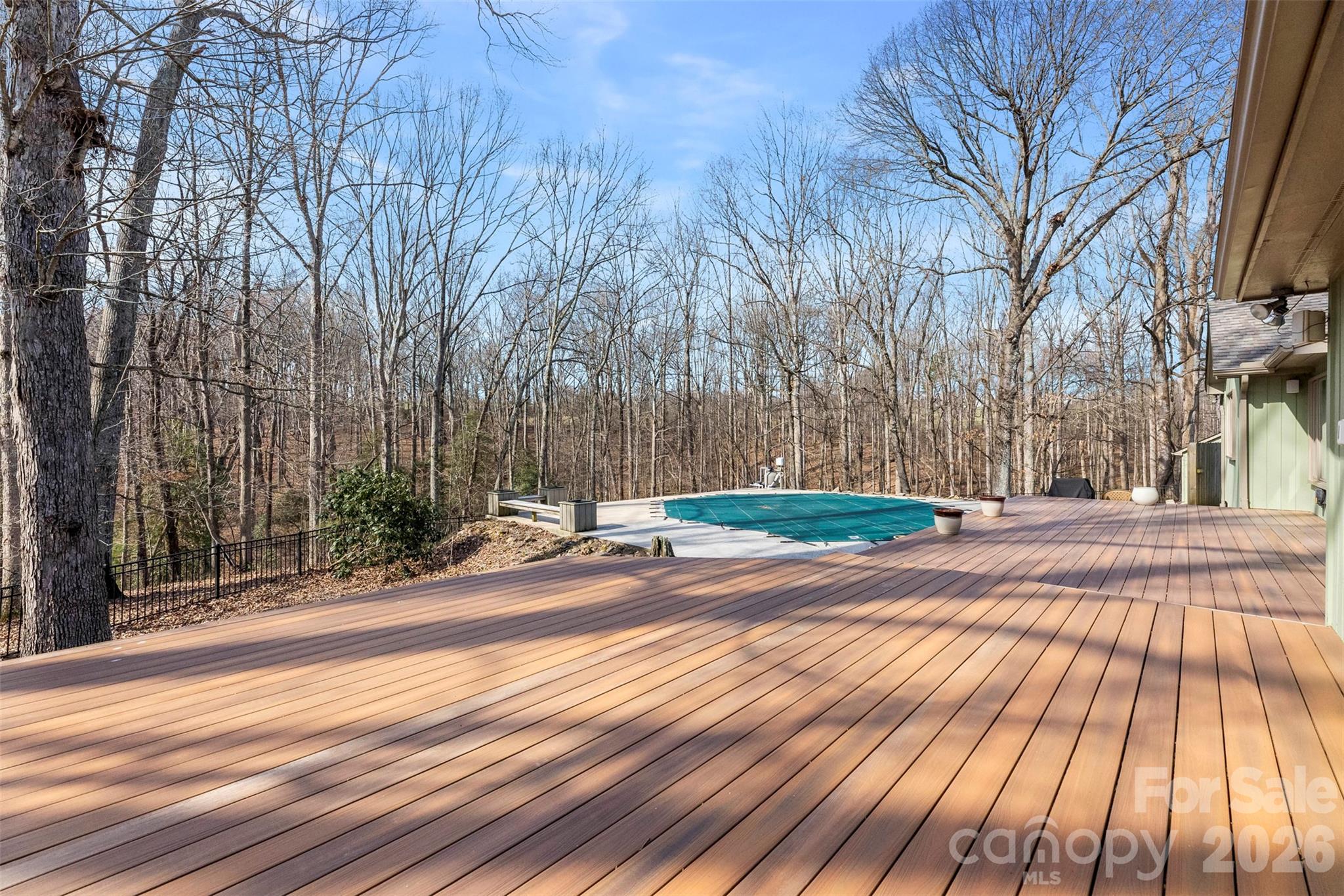 4242 John Ritchie Road — Iron Station