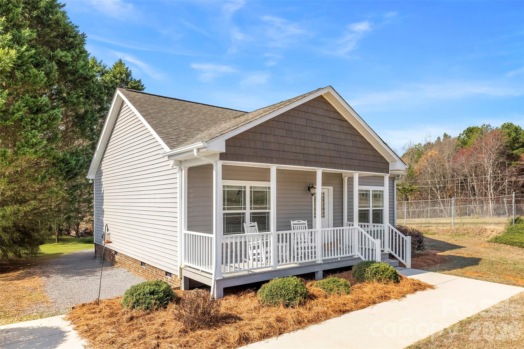 4242 John Ritchie Road — Iron Station