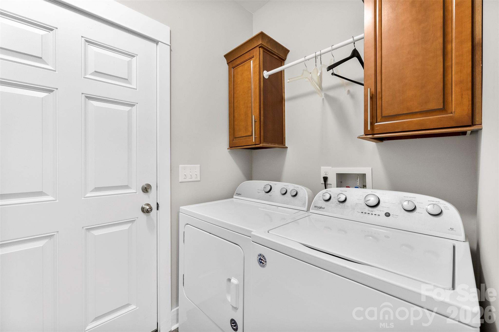 4242 John Ritchie Road — Iron Station