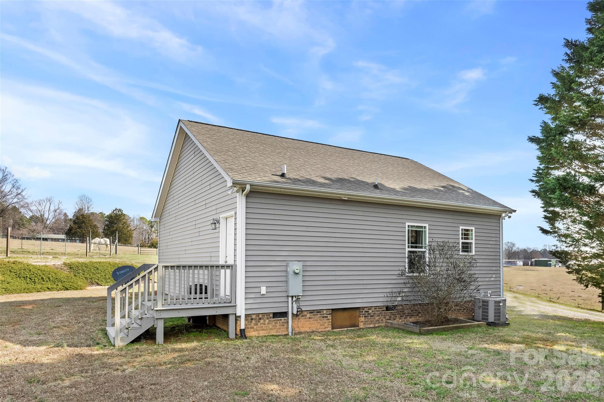 4242 John Ritchie Road — Iron Station