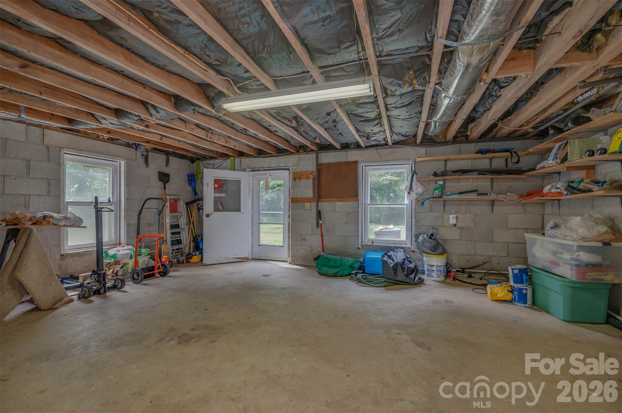 15 Meadowlark Drive — Tryon