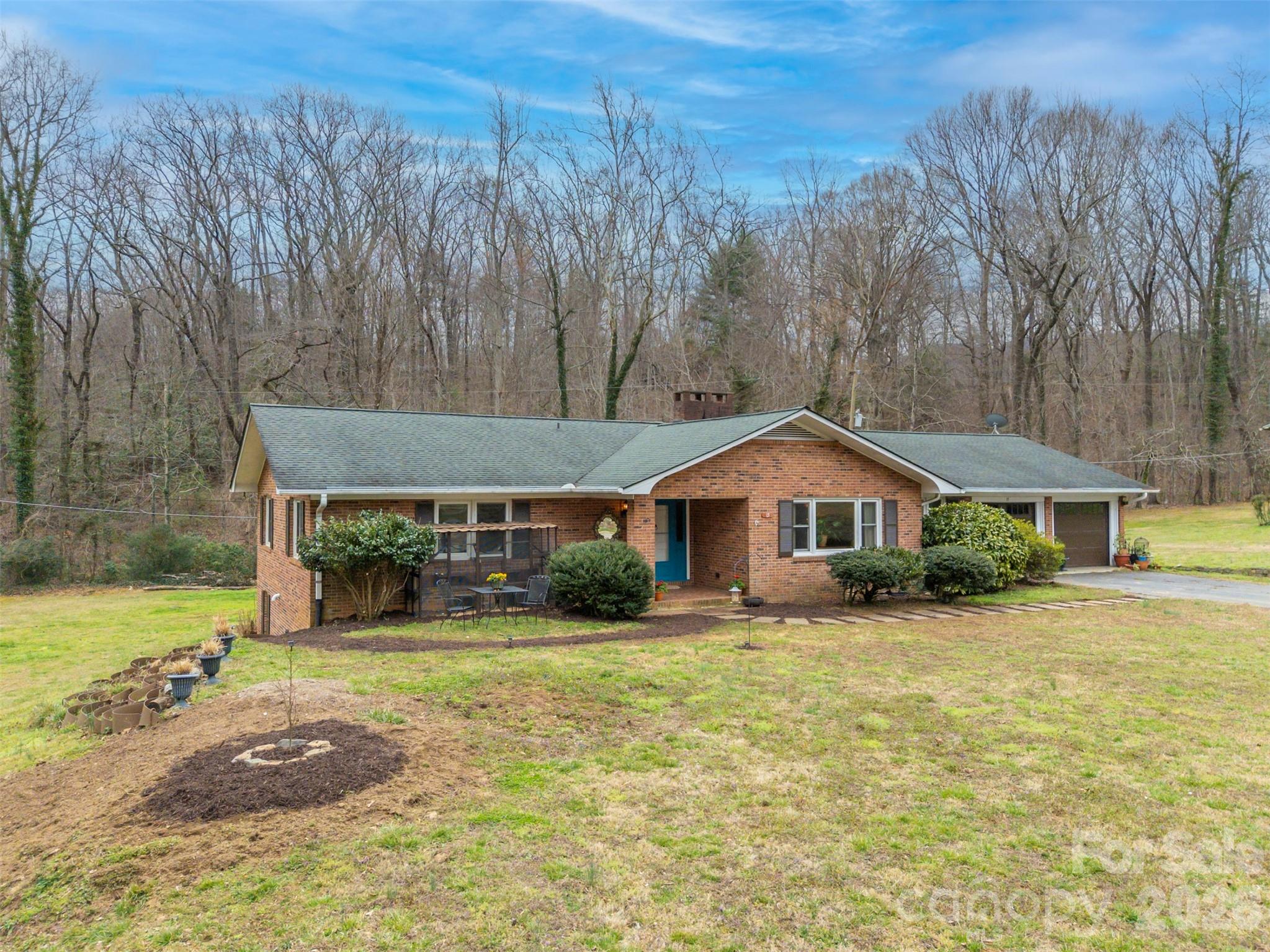 15 Meadowlark Drive — Tryon