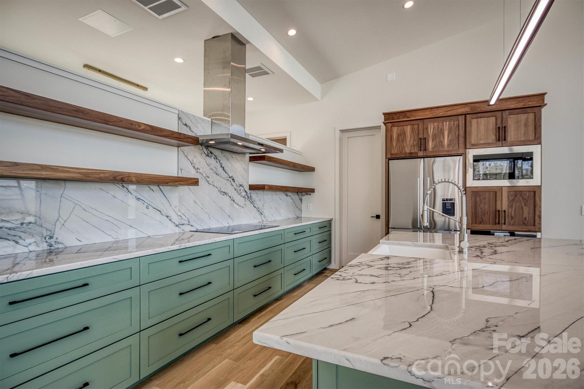 463 Summit Trail — Nebo
