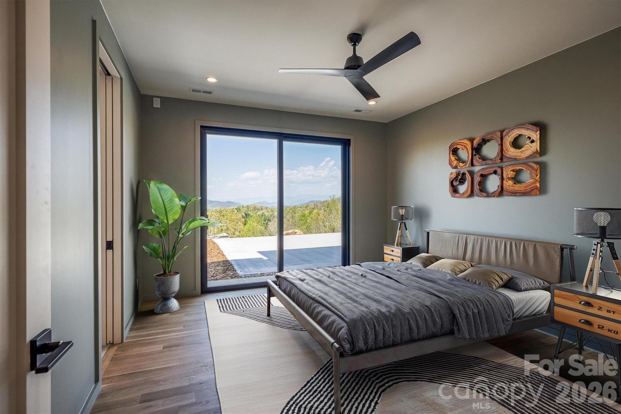 463 Summit Trail — Nebo
