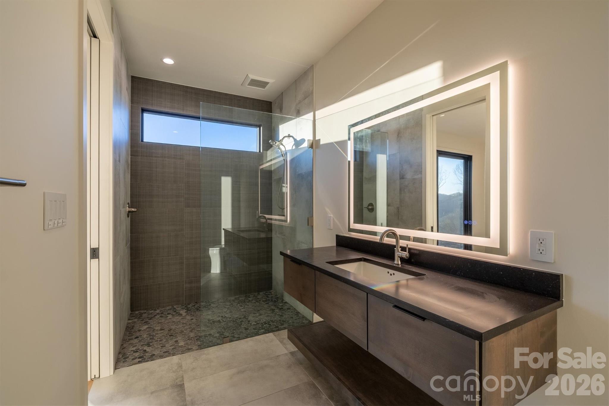 463 Summit Trail — Nebo