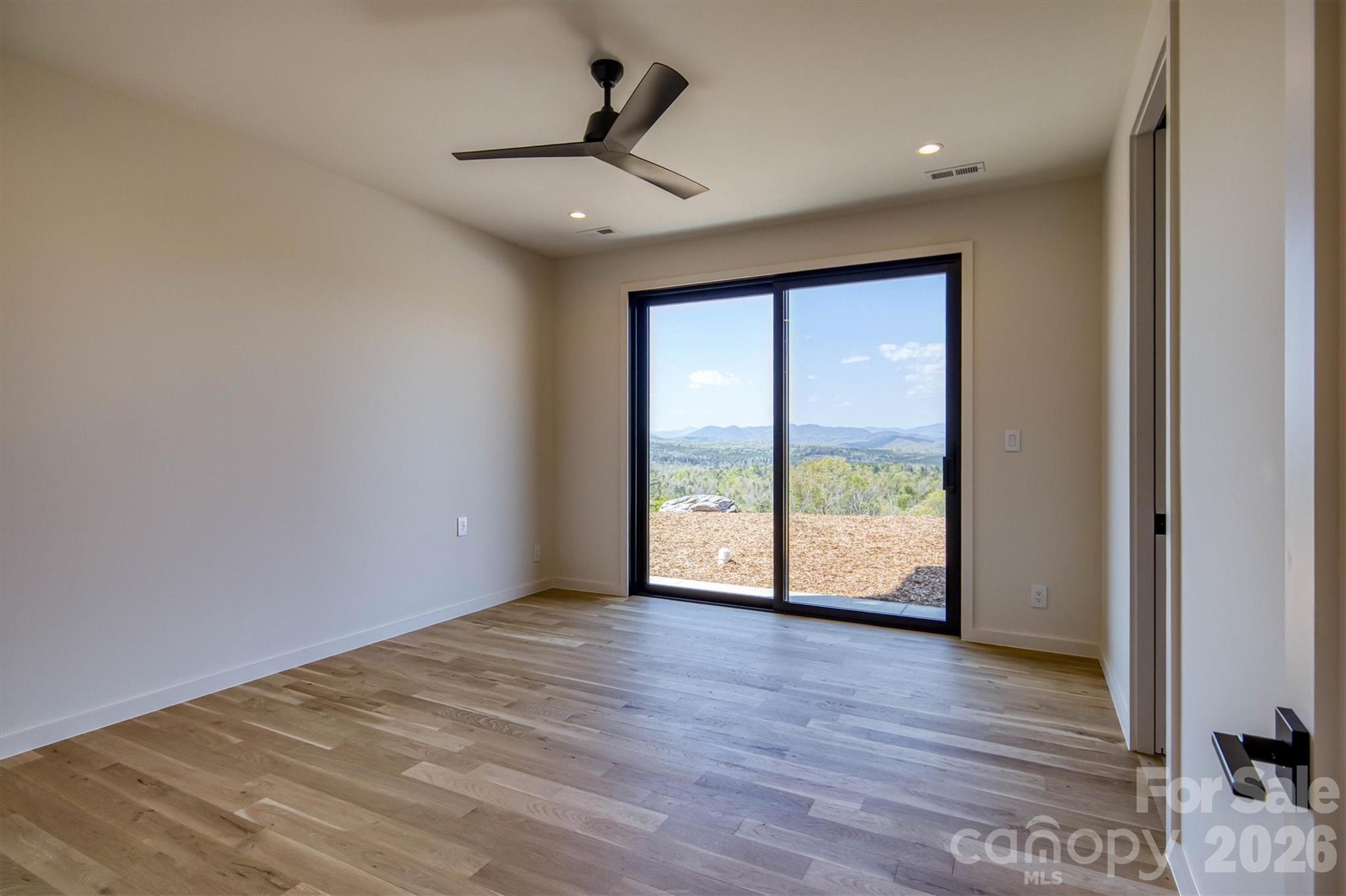 463 Summit Trail — Nebo
