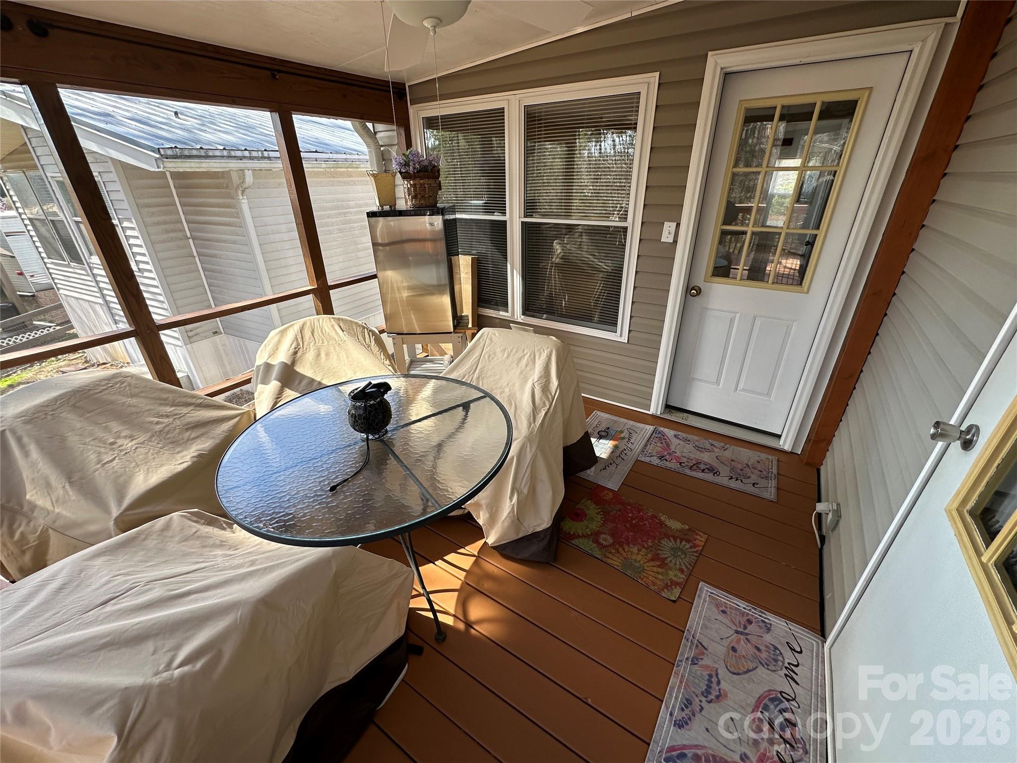 129 Club House Drive — New London