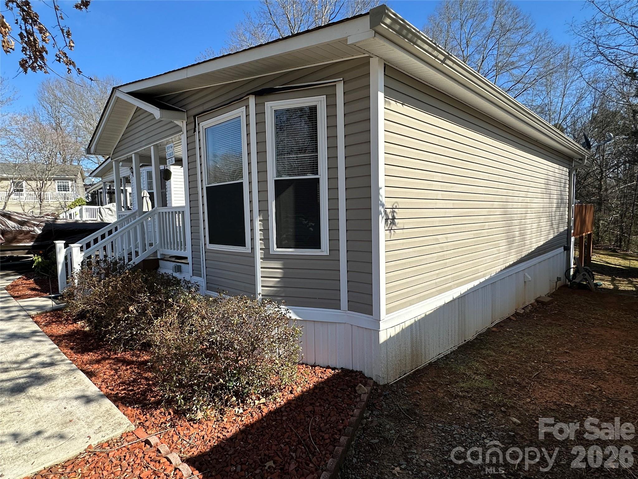 129 Club House Drive — New London