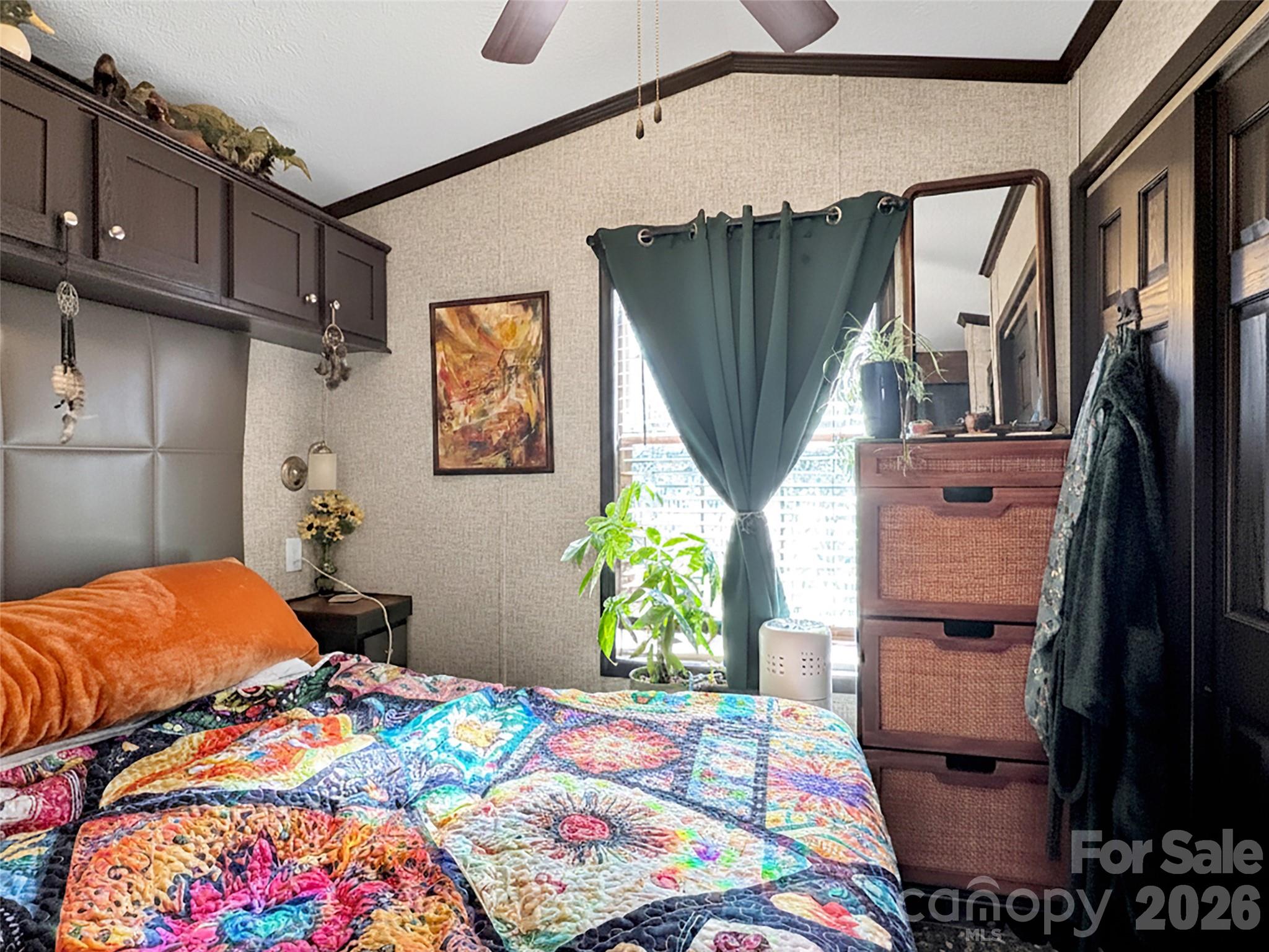 225 Pike Point — Waynesville