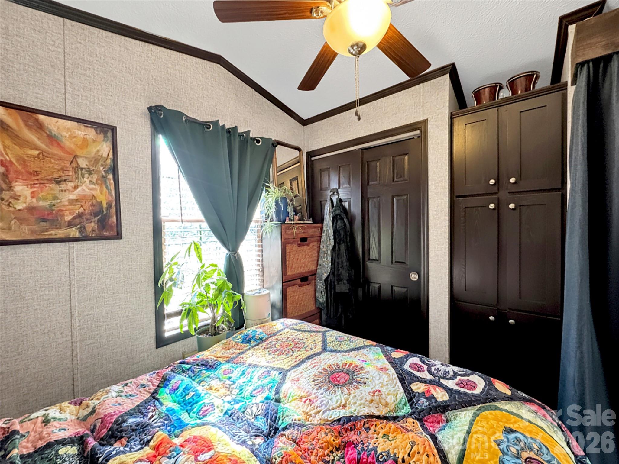 225 Pike Point — Waynesville