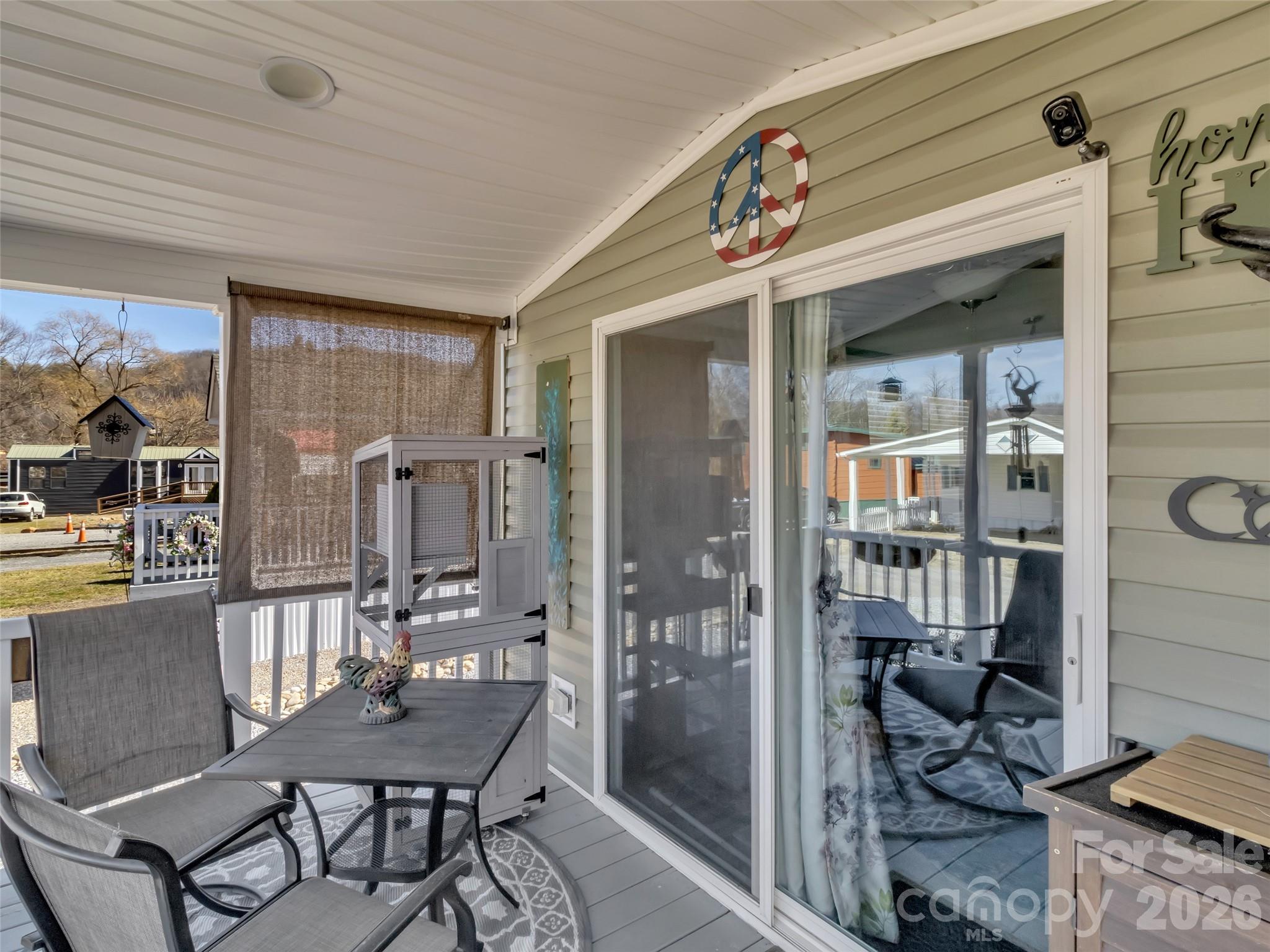 225 Pike Point — Waynesville