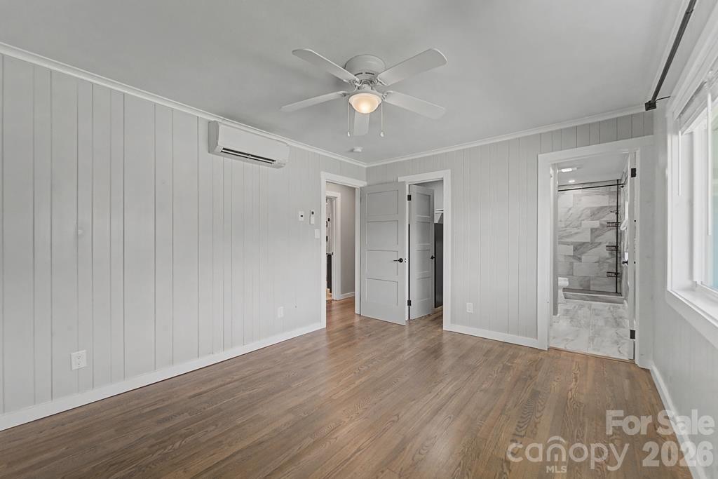 240 North Country Club Drive — Cullowhee