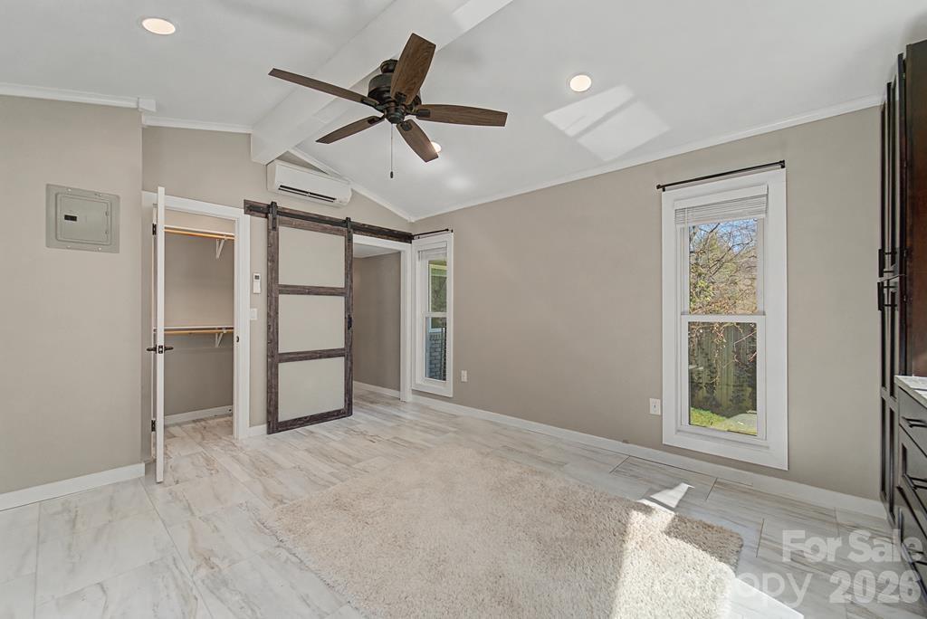 240 North Country Club Drive — Cullowhee