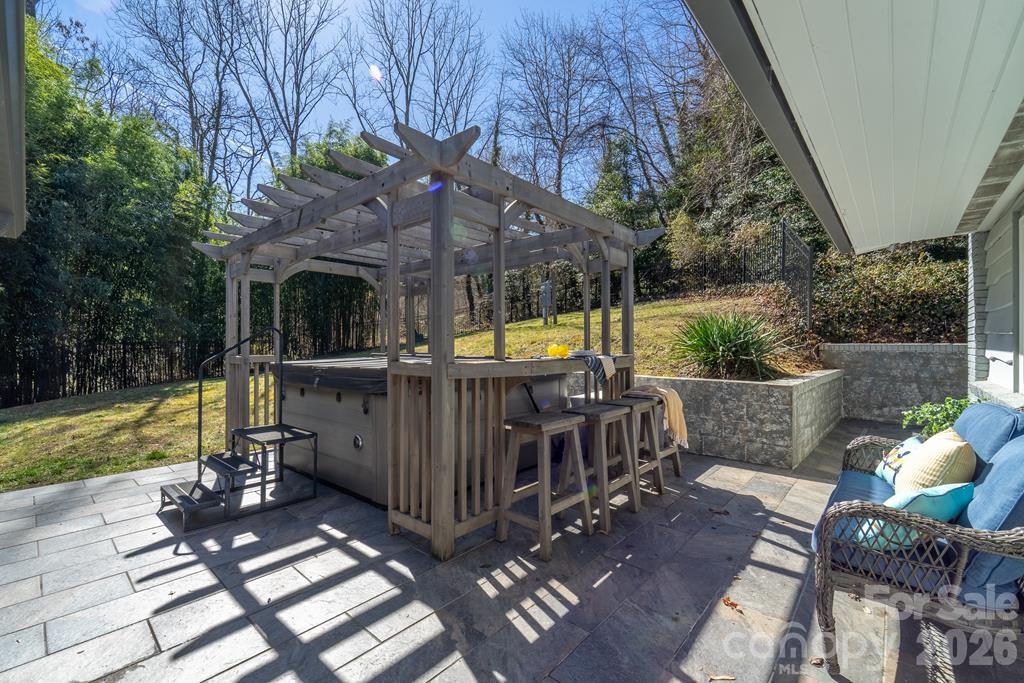 240 North Country Club Drive — Cullowhee