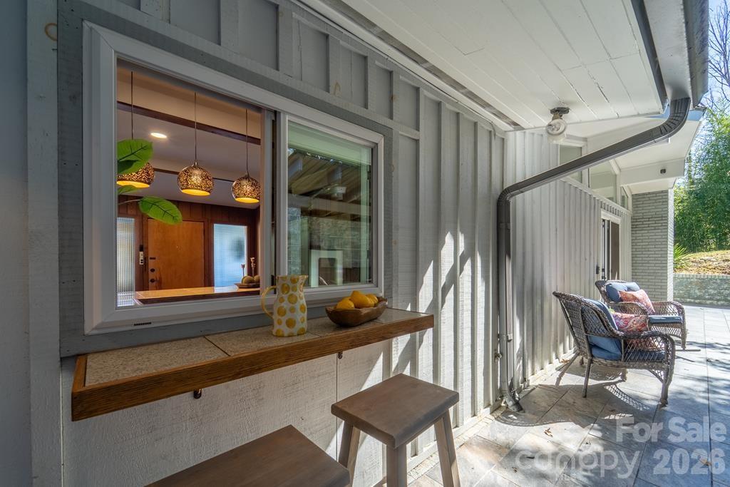 240 North Country Club Drive — Cullowhee