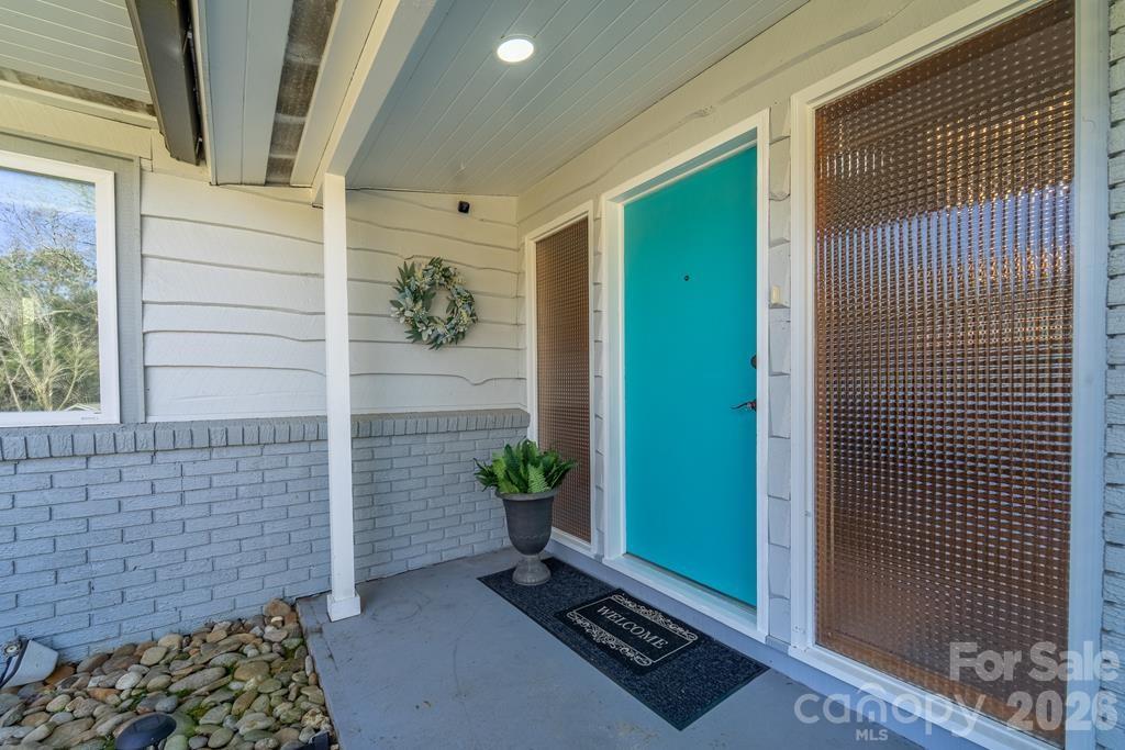 240 North Country Club Drive — Cullowhee