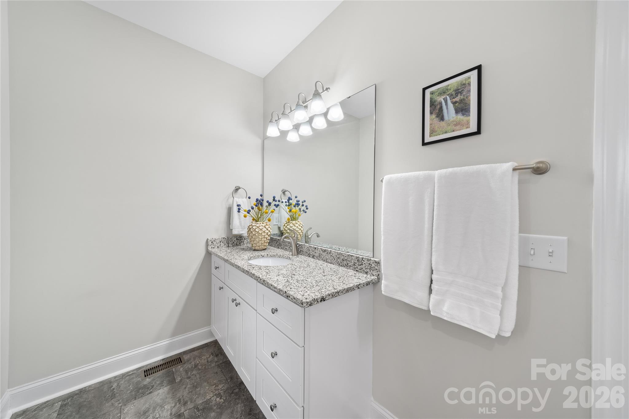 1055 Coppergate Drive — Salisbury