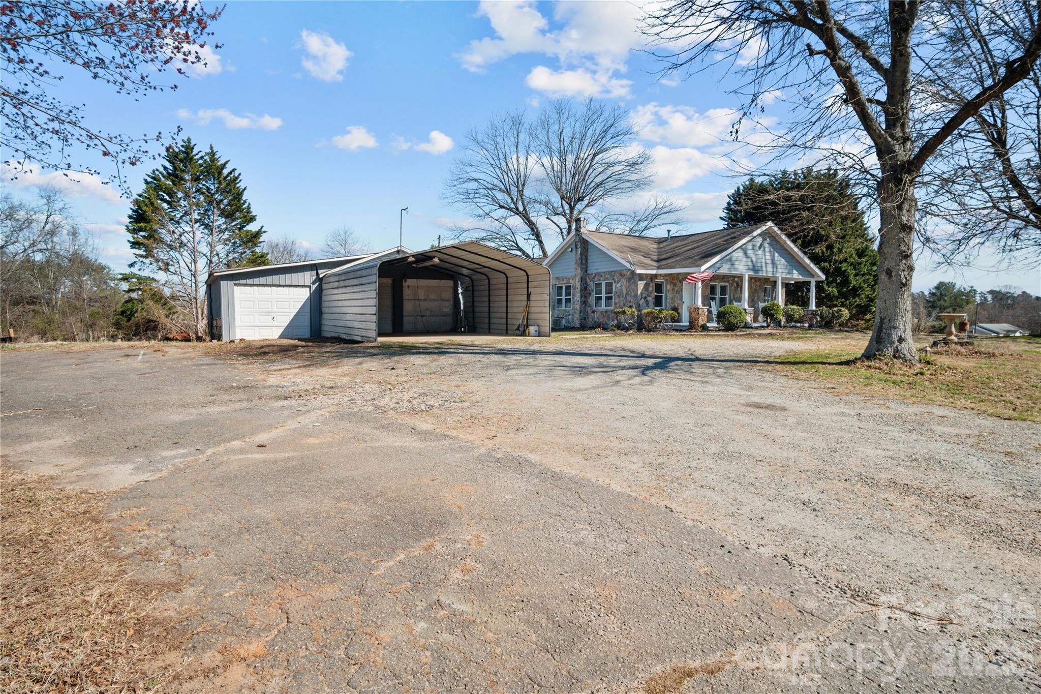 1943 Big Island Road — Rutherfordton