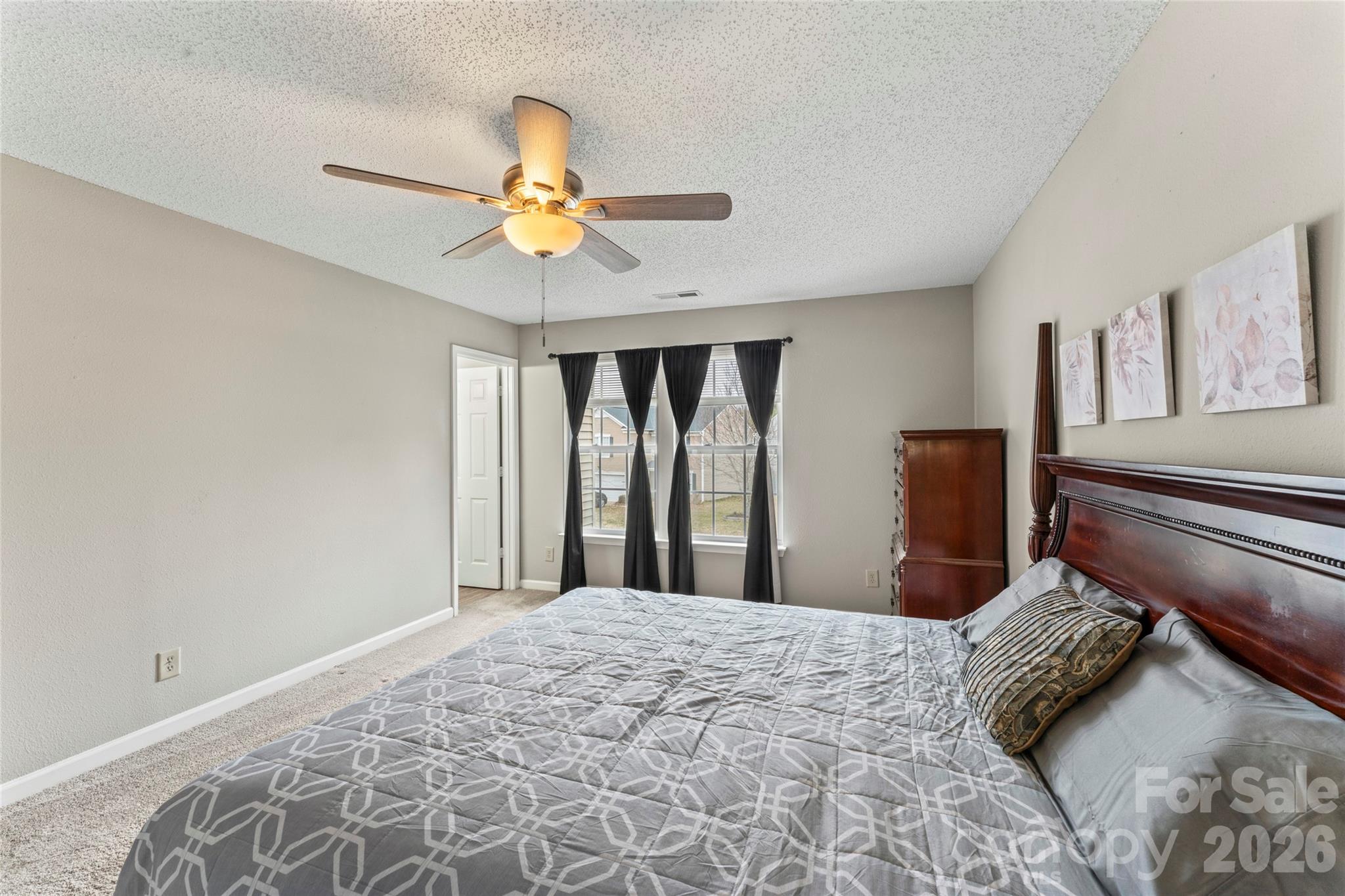 4208 Shasta Circle — Clover