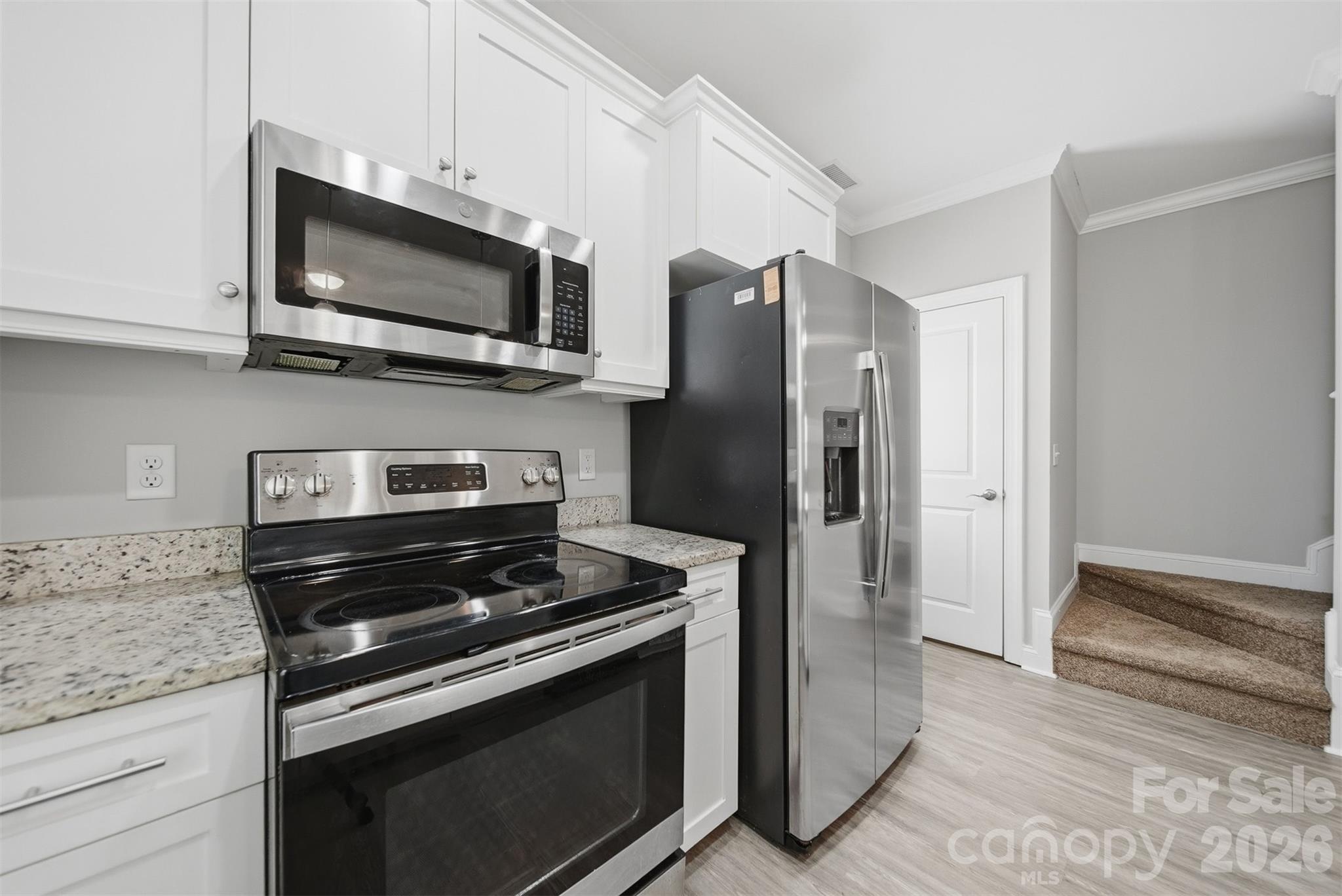 2650 14th Street NE — Hickory