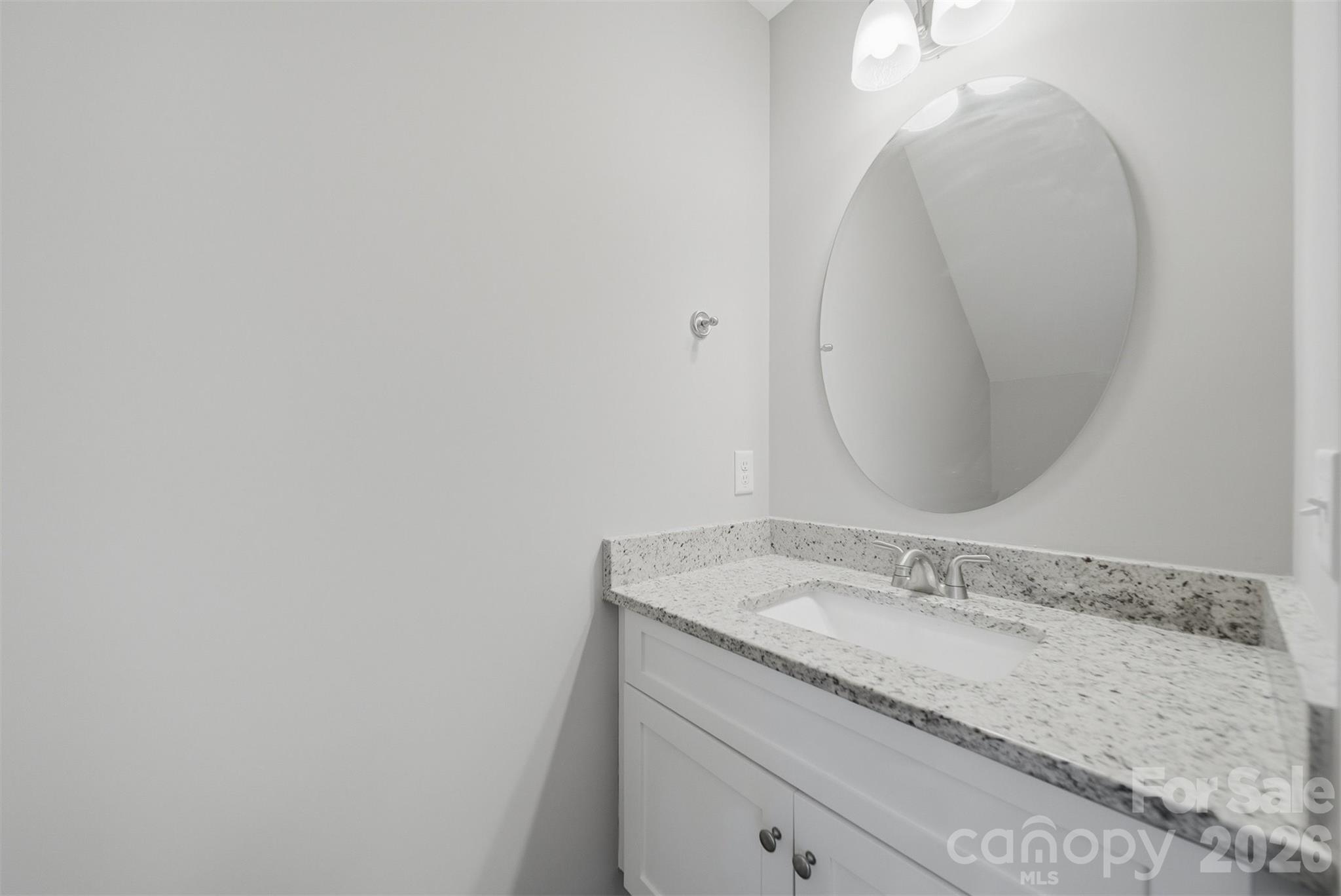 2650 14th Street NE — Hickory