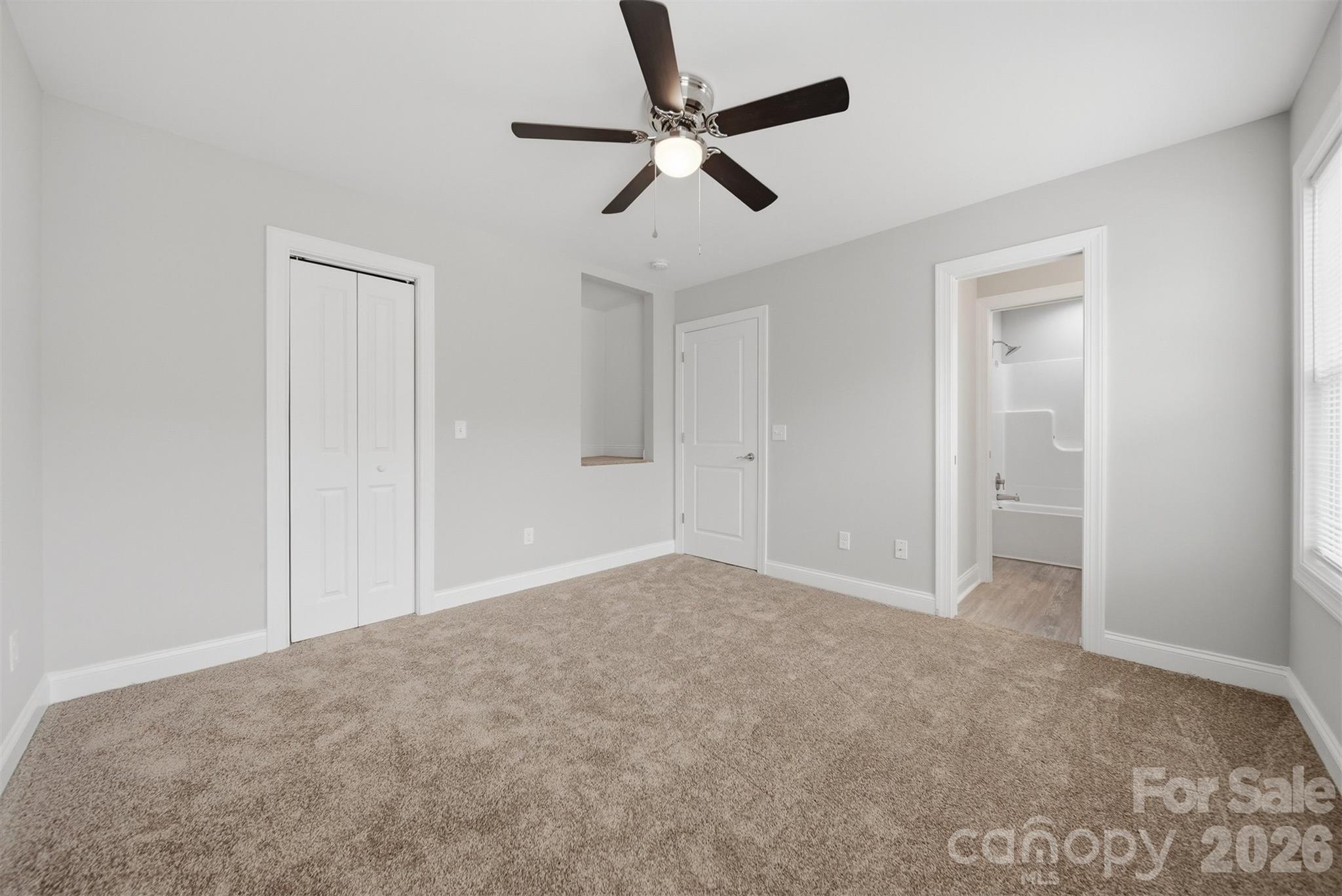 2650 14th Street NE — Hickory